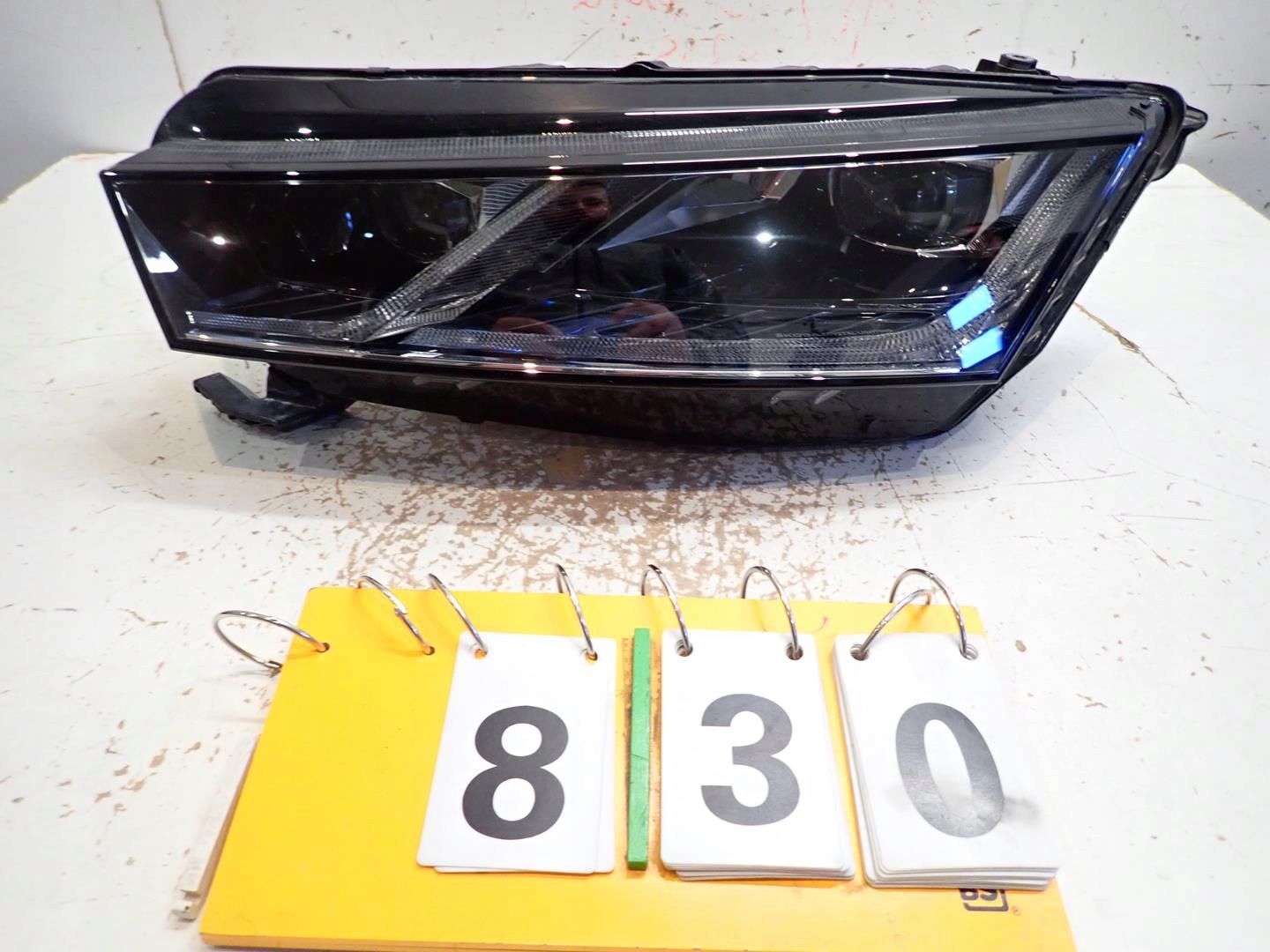 light front left SKODA OCTAVIA IV 2020- FULL LED