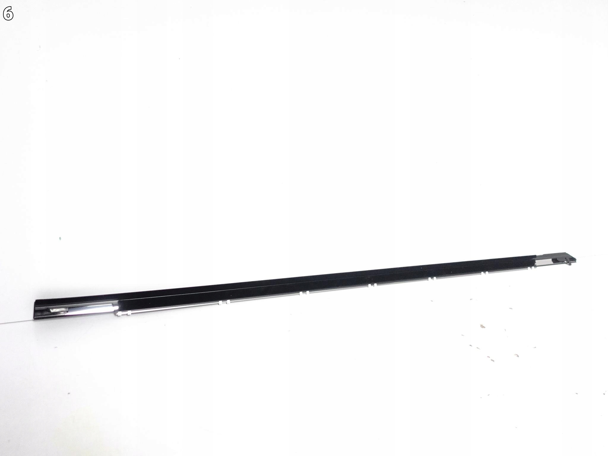 LEXUS LC LC500H LC500 URZ100 Z100 17- moulding dust windows front left