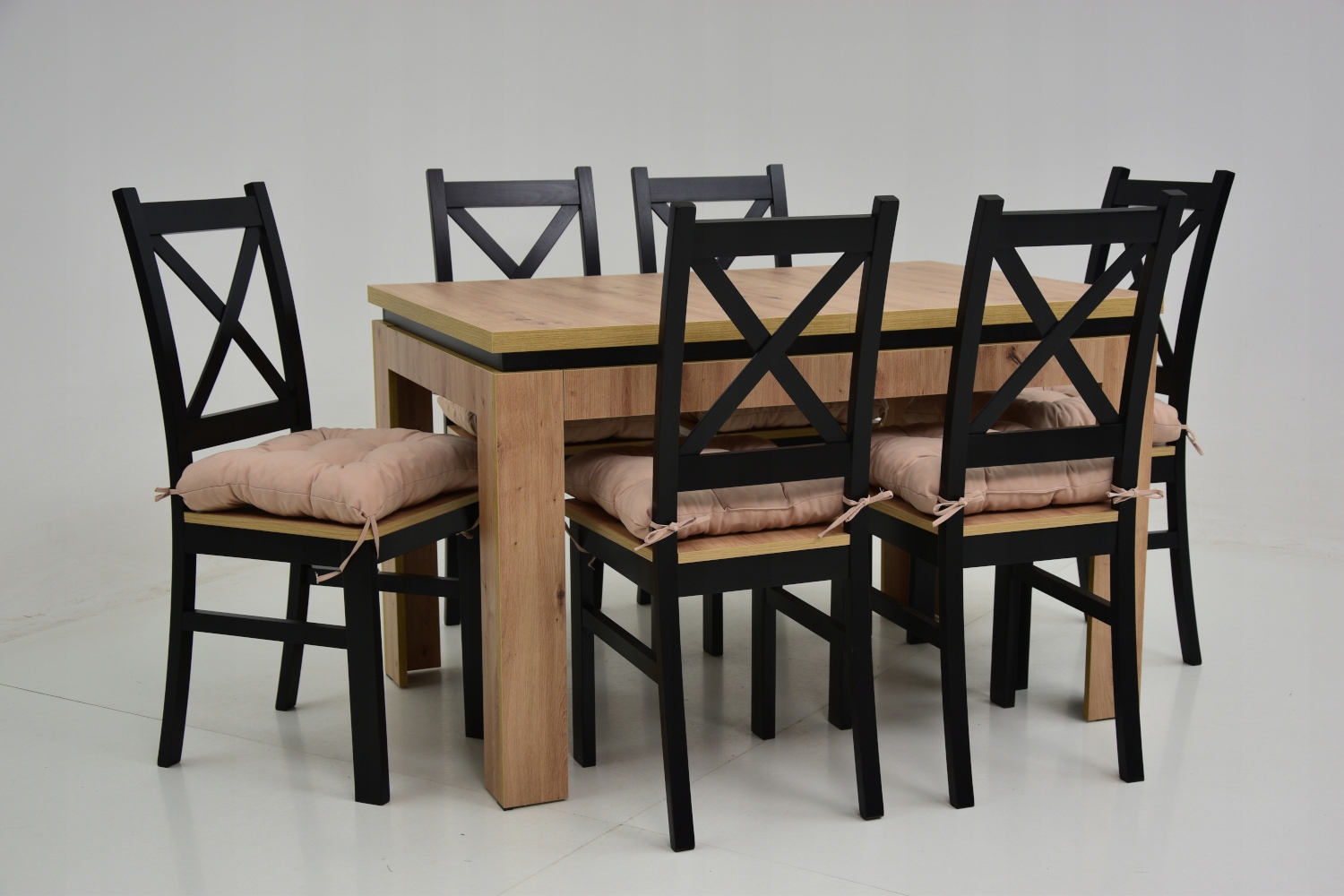 Komplet do kuchni stół i 6 krzeseł drewno CZARNE Marka Ebes Meble