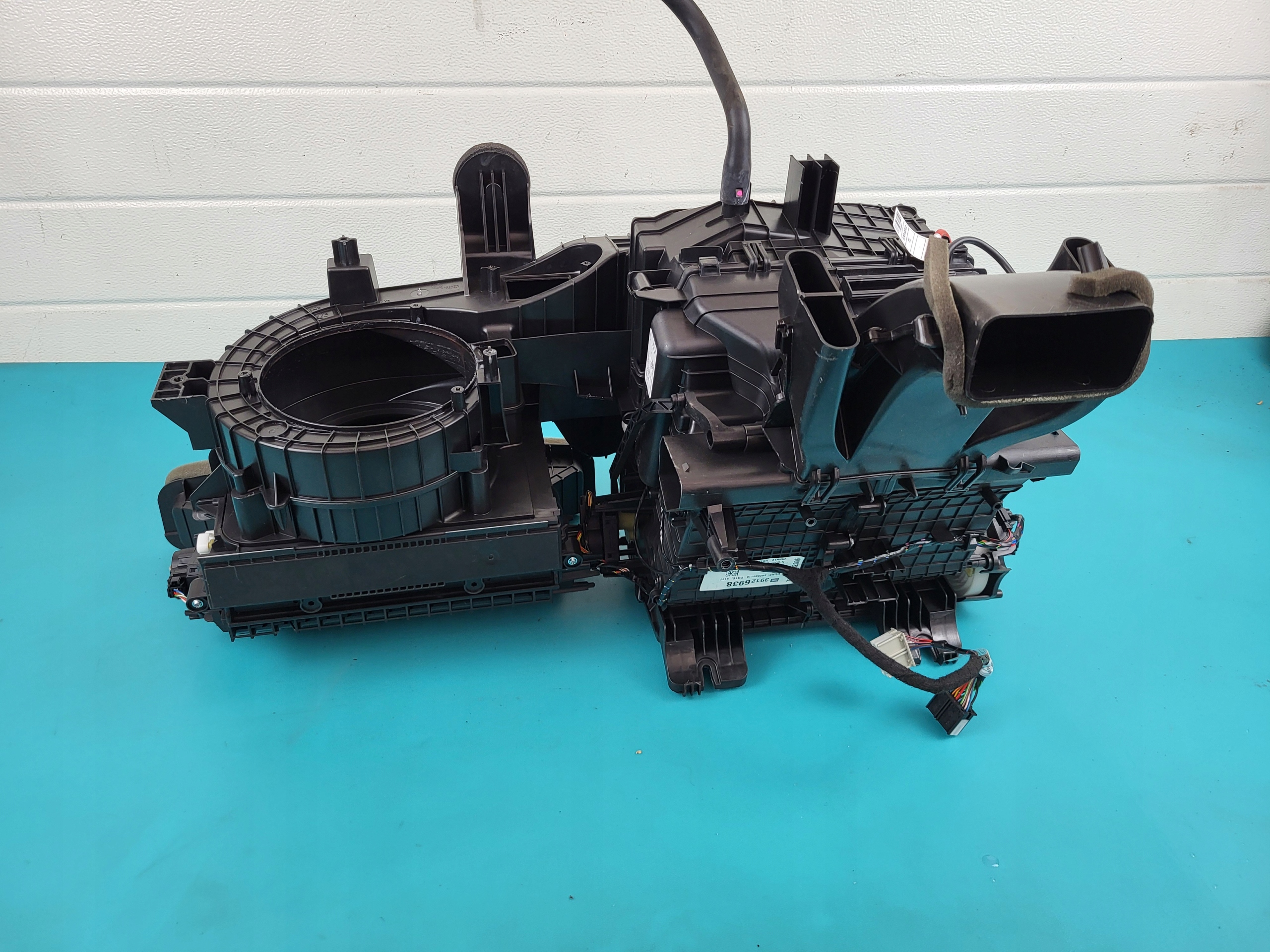 opel INSIGNIA B 17r 2.0 радиатор отопителя европа 39126938