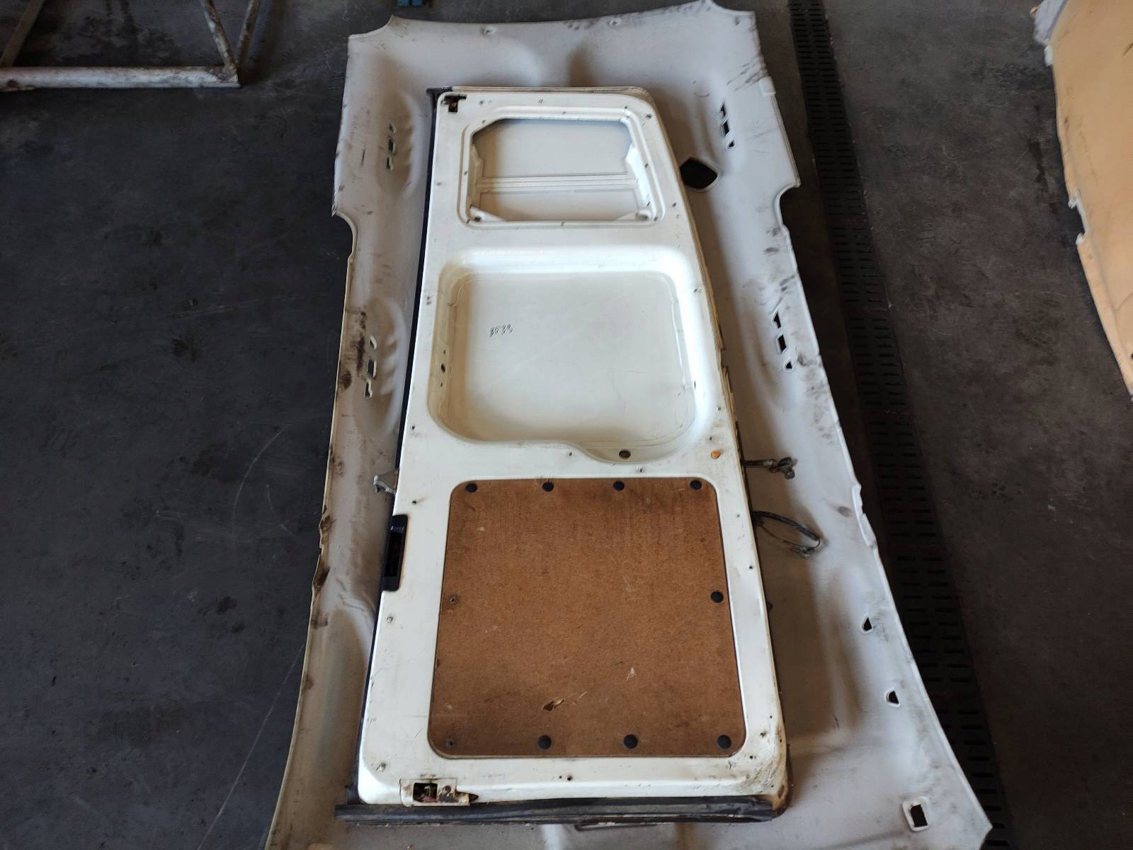 Tür komplet links heck FORD TRANSIT V WYSOKI LONG