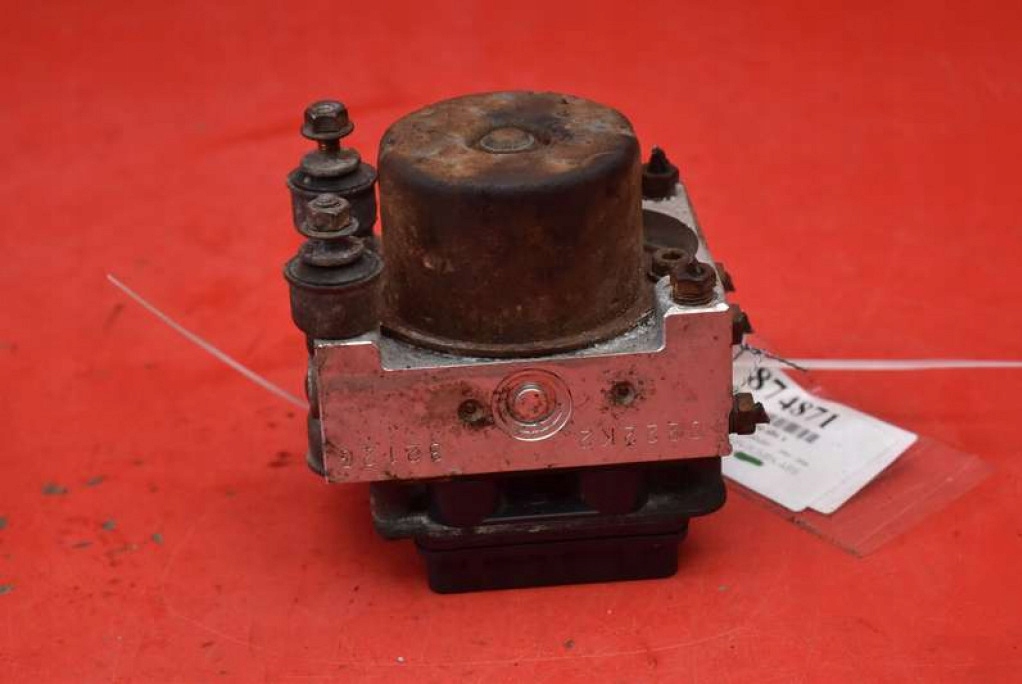 pump ABS MN102311 MITSUBISHI OUTLANDER 1 and 2.0 16V 4X4 136 KM 01-08