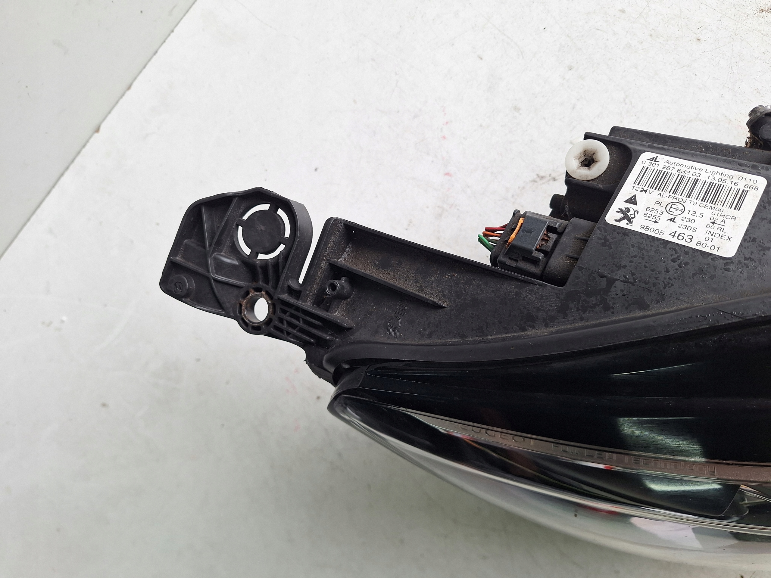 PEUGEOT 308 T9 13-17 light right FULL LED UK