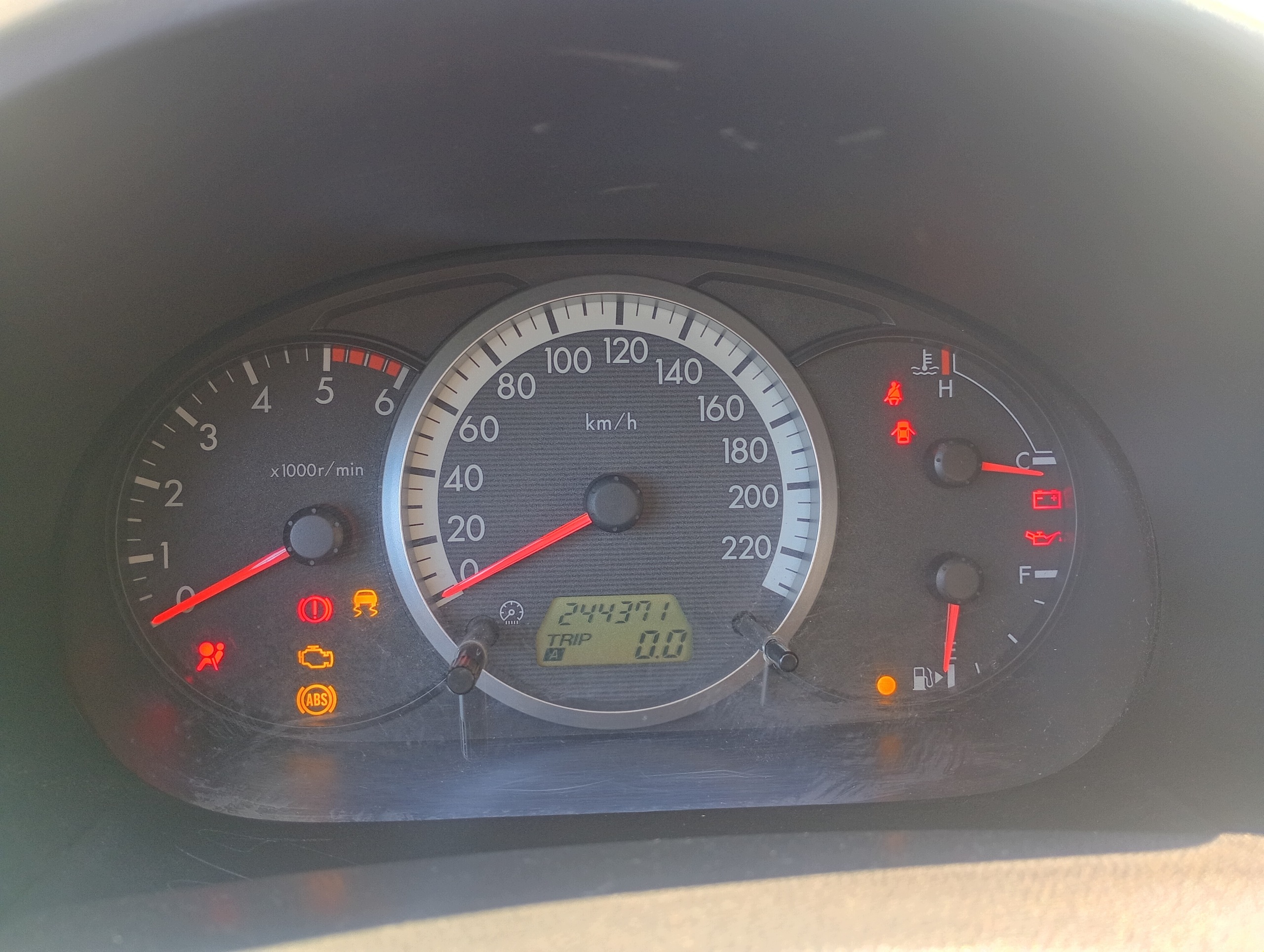 dials dials tachometer Mazda 5 V 05-10 2.0 CD mileage 244371km