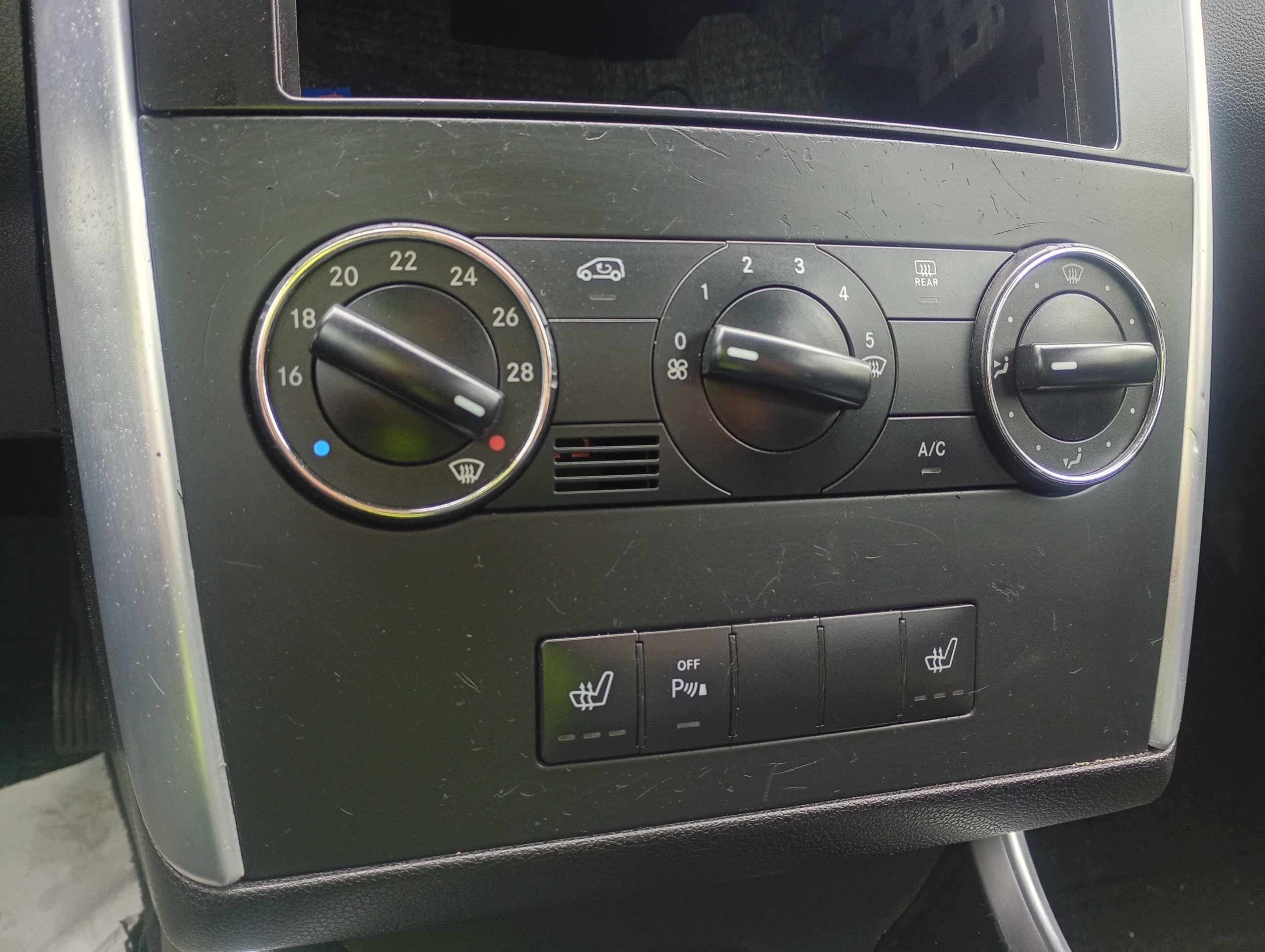 Panel switch regulacja air conditioning devices heating Mercedes B-class W245 05-11