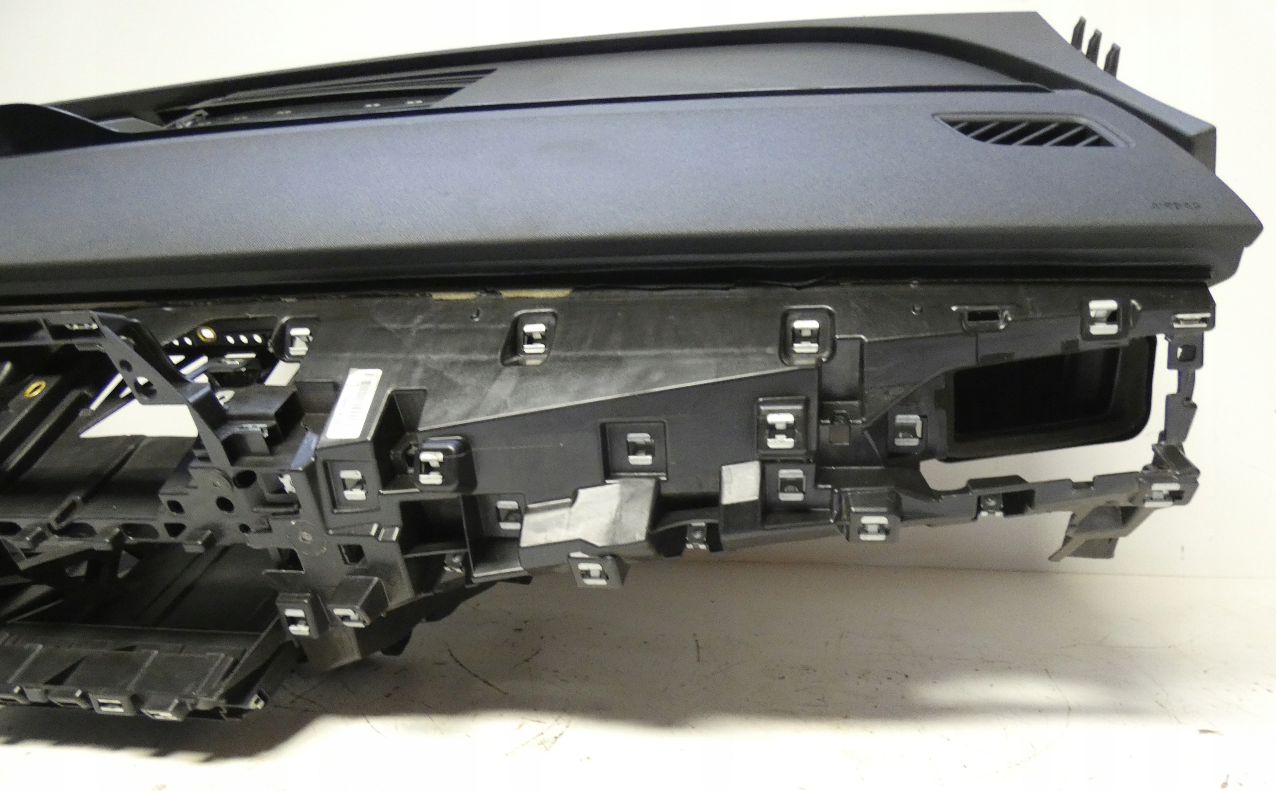 SKODA ENYAQ 5LB857007F dashboard instrument panel console cockpit