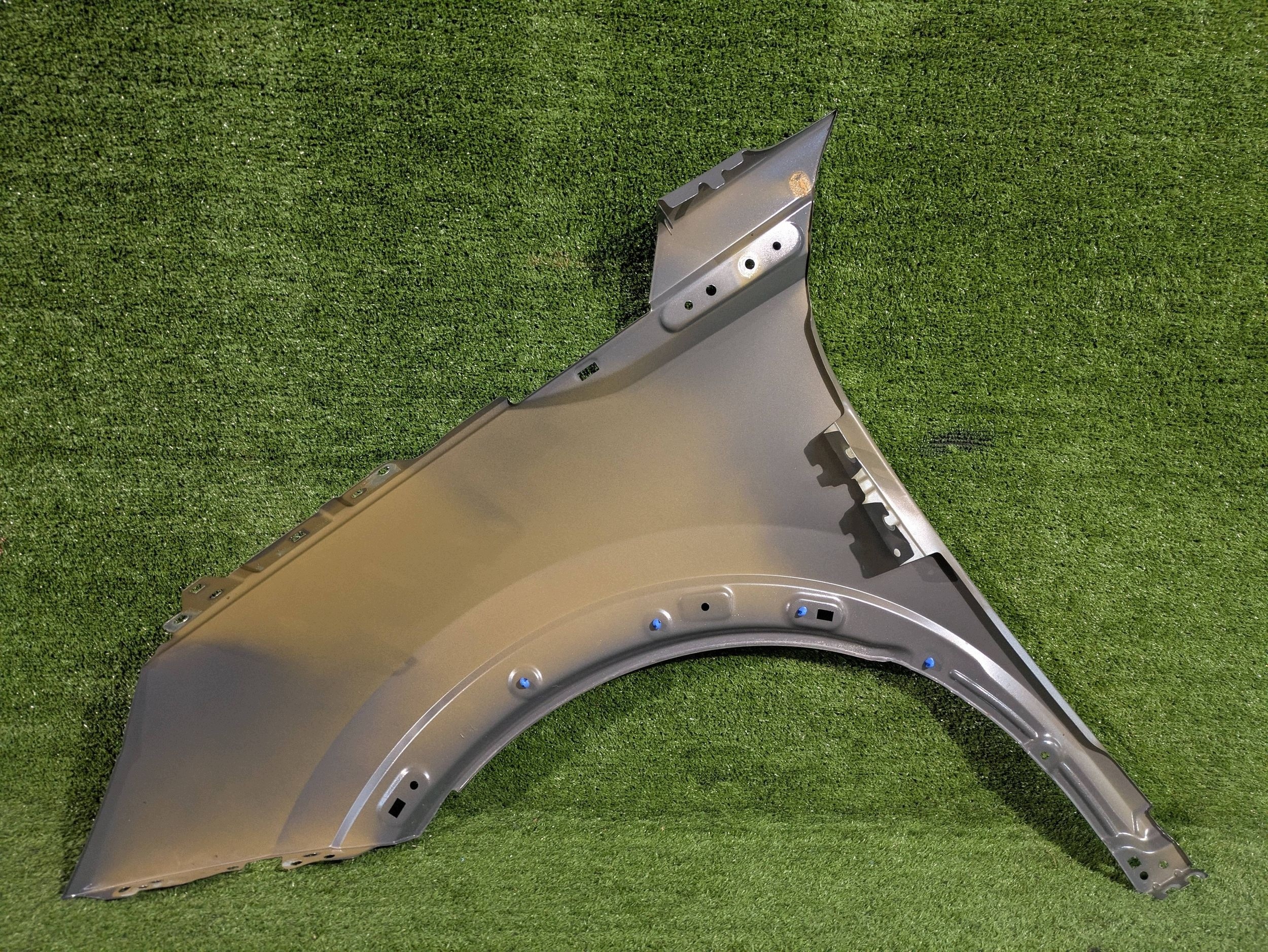 fender front right PEUGEOT 2008 II 19- NR.806