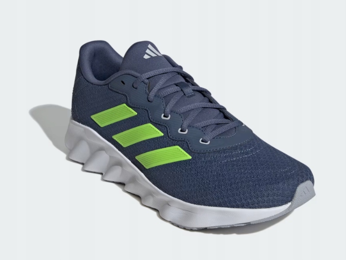 Sportovní běžecké boty Adidas Switch Move U IH6045 vel. 43 1/3
