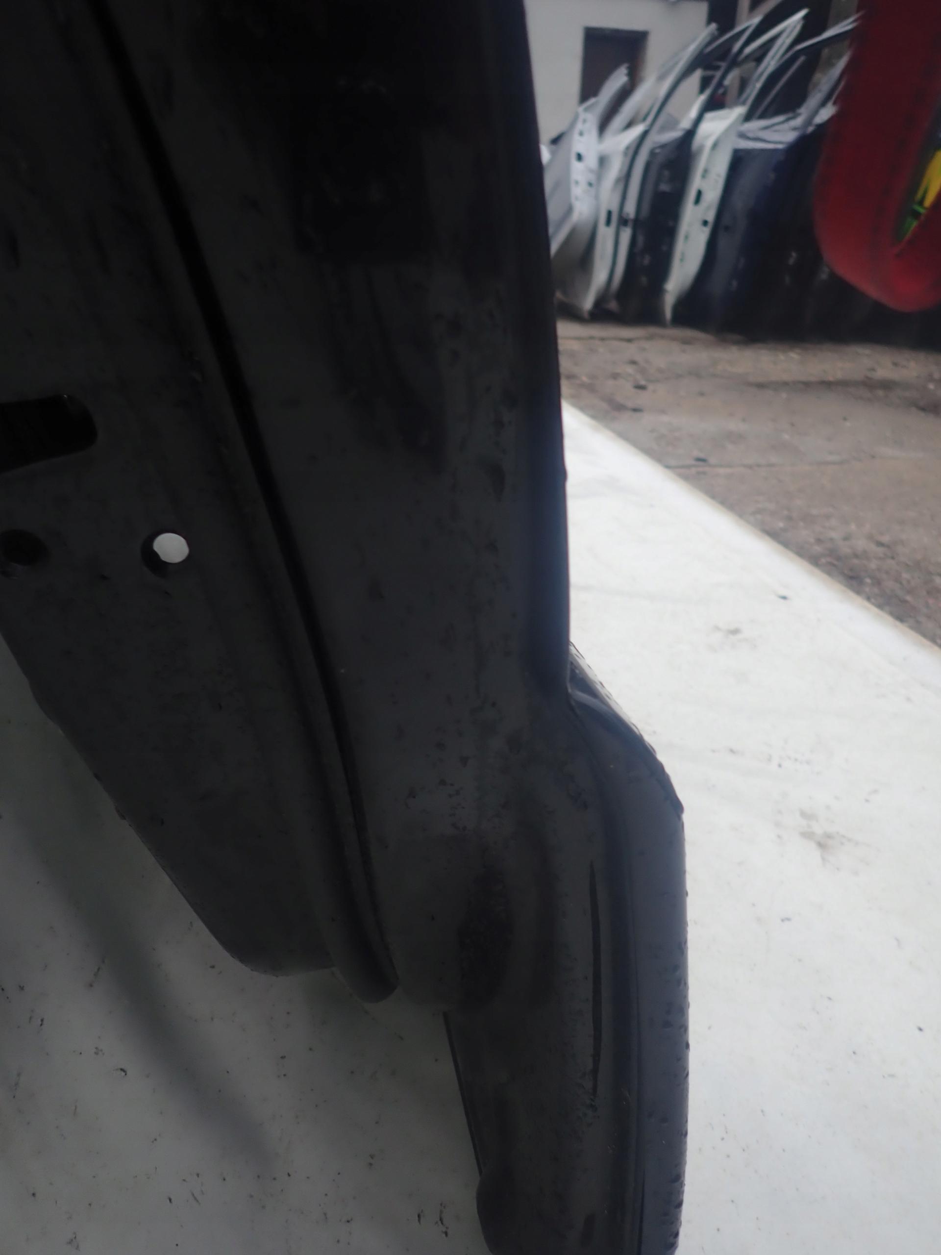 KIA SPORTAGE II 05-> door right front front