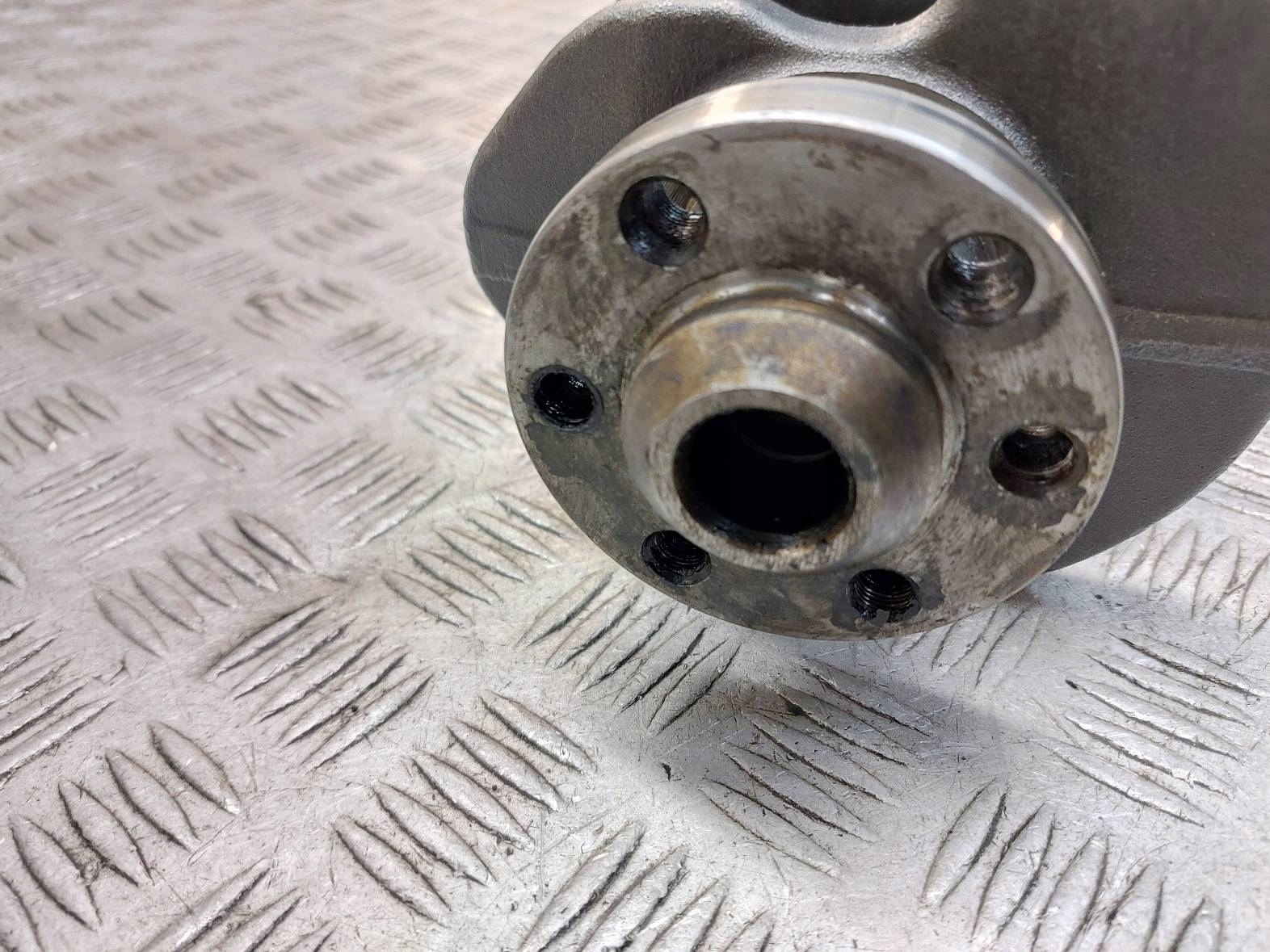 crank VOLKSWAGEN TRANSPORTER T4 ABL 1.9 TD