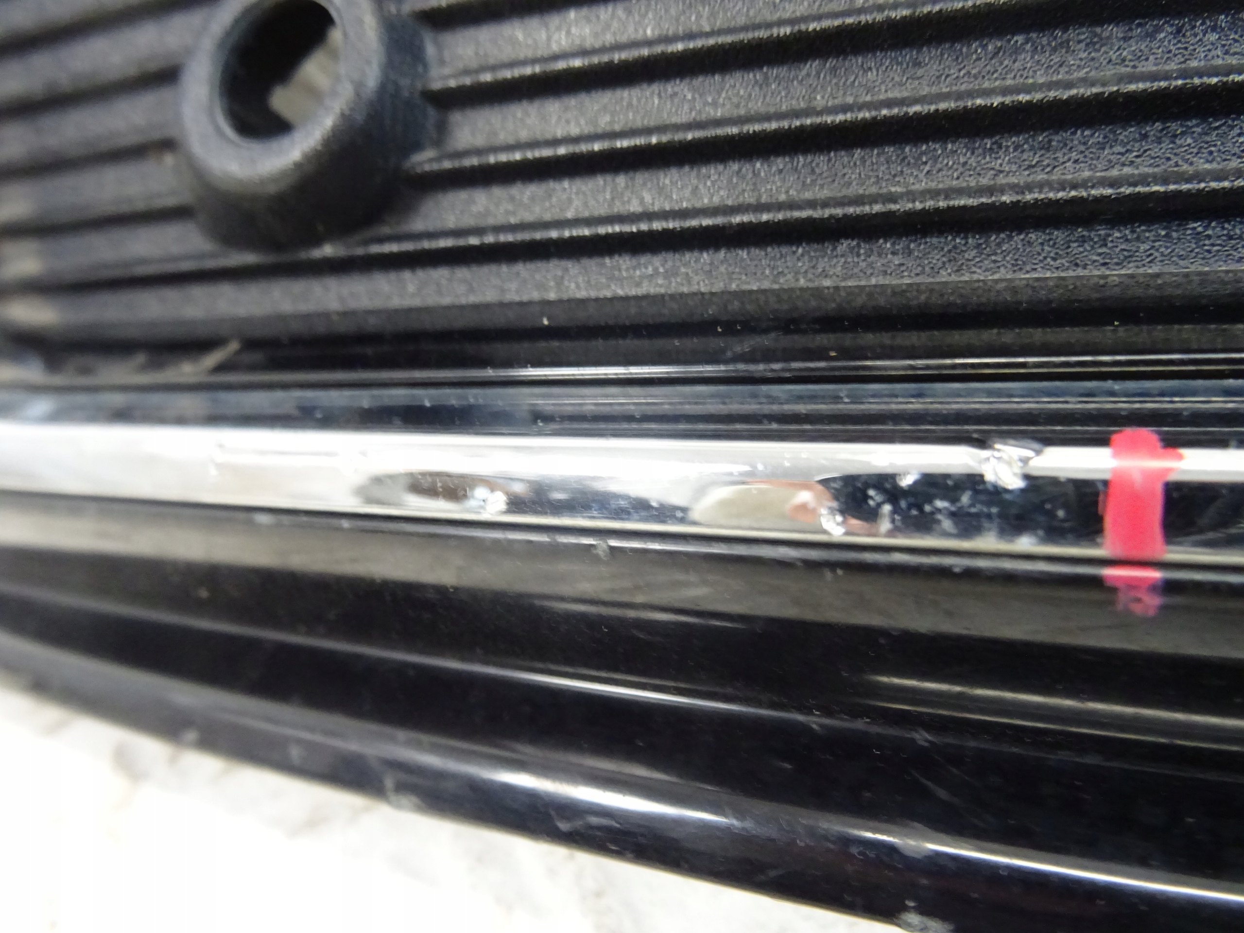 grid of a bumper front front right FORD GALAXY MK4 LIFT LM2B-19952