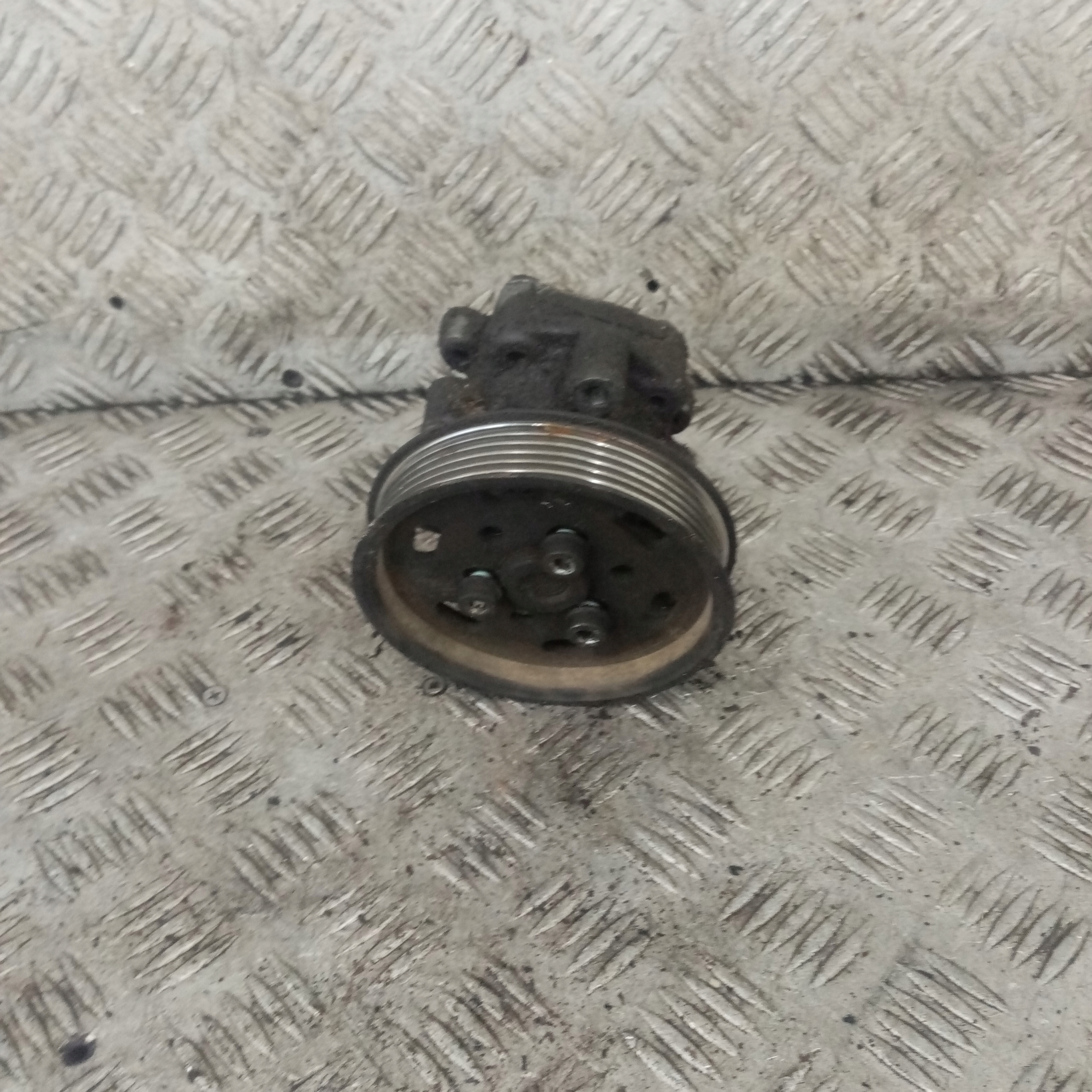 servo čerpadlo AUDI A3 8P