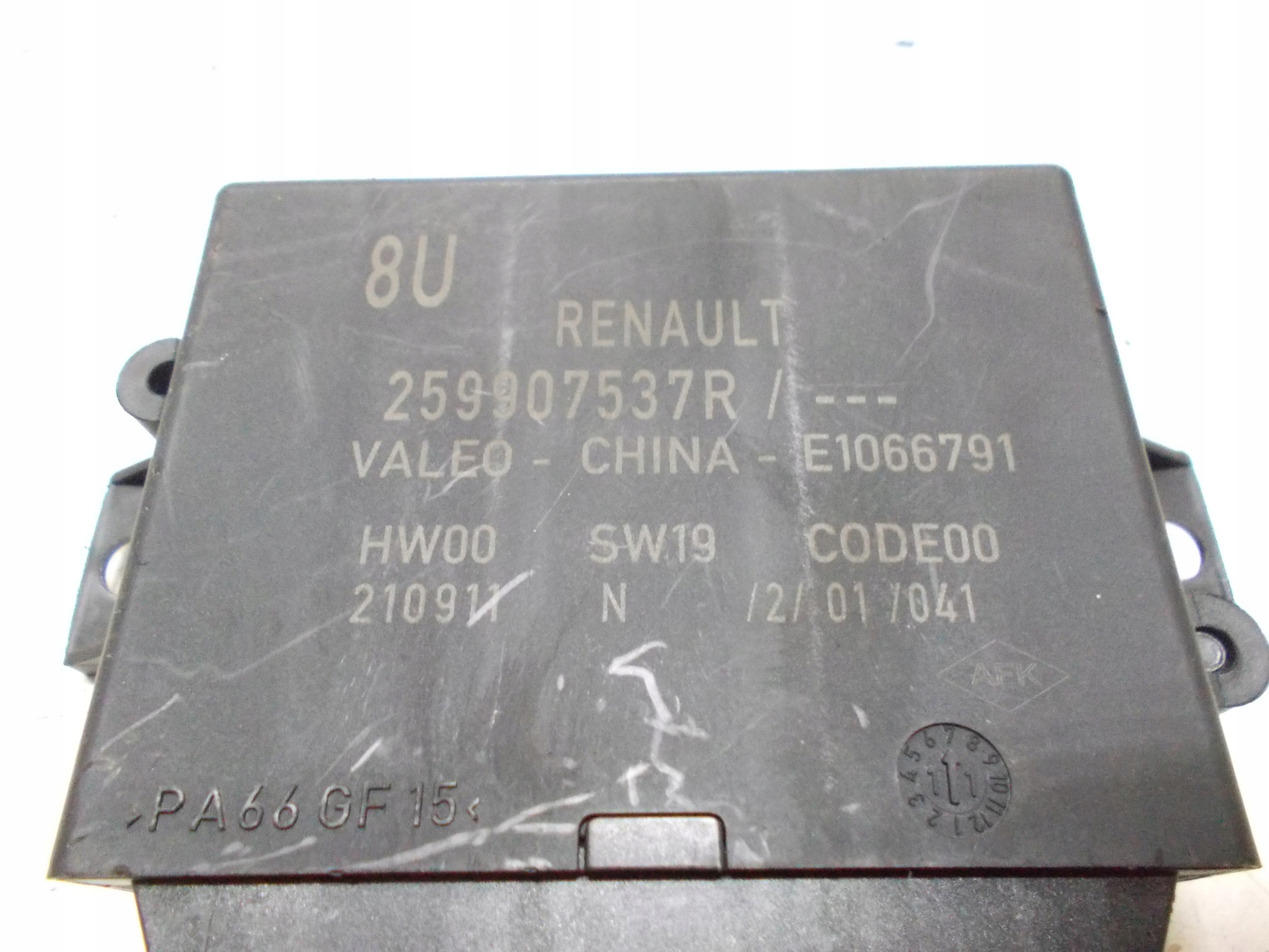 RENAULT LATITUDE 3.0 DCI 12R control unit module PDC 259907537R