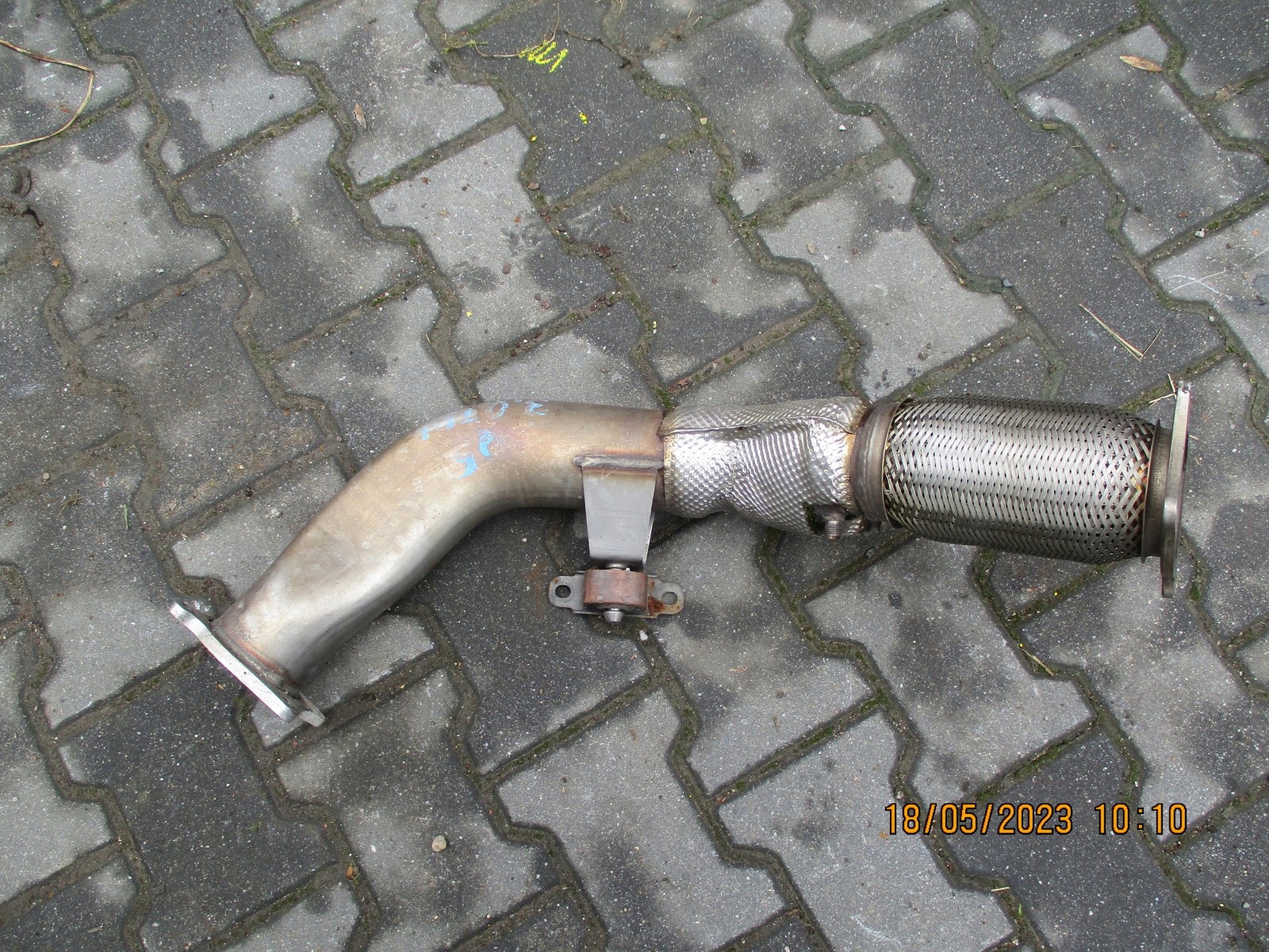pipe exhaust pipe AUDI Q5 8R0 3,0TDI 8R0253300B