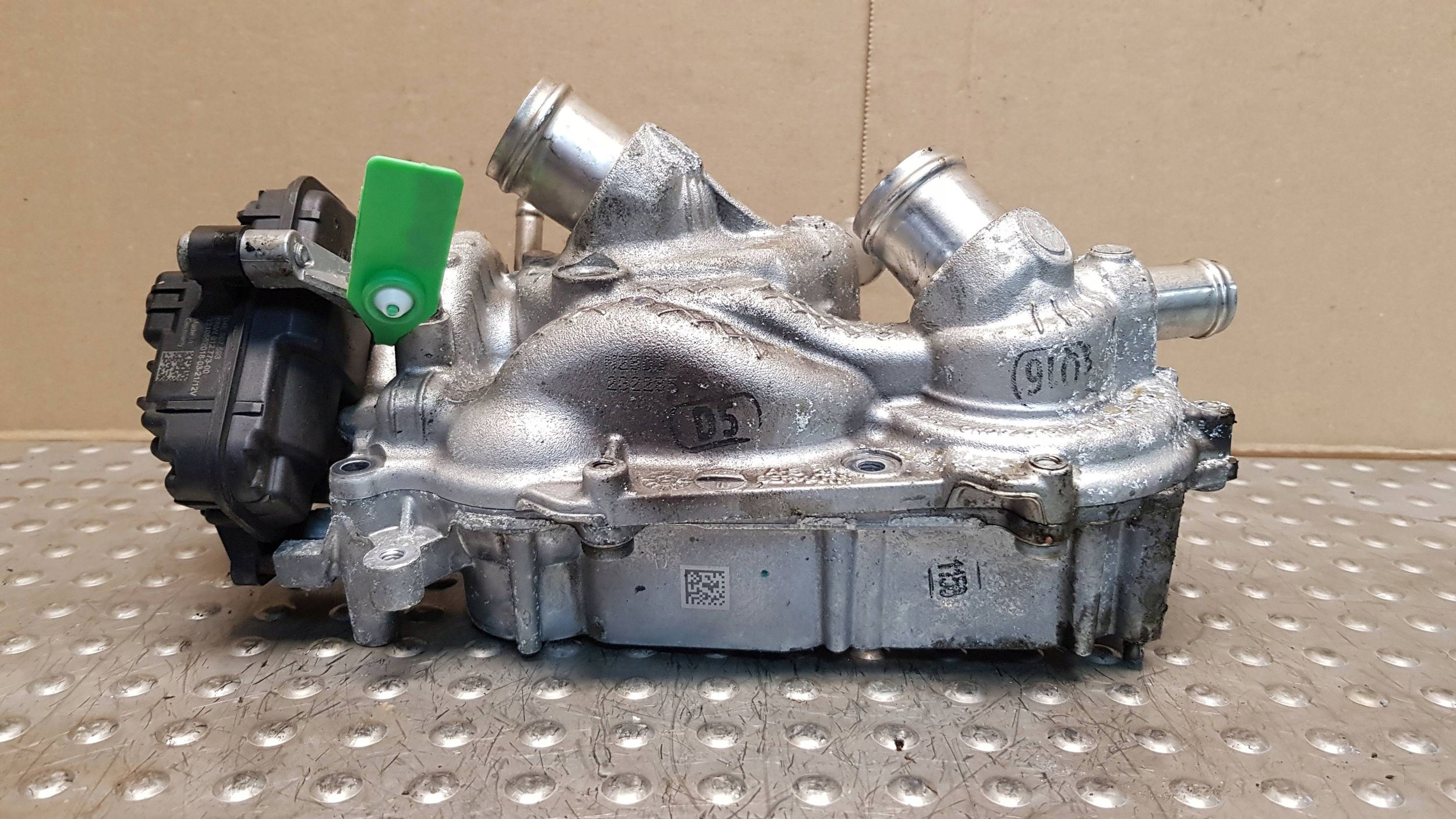 water pump throttle flap 05E121042E OCTAVIA III GOLF VII T-ROC 1.5 TSI
