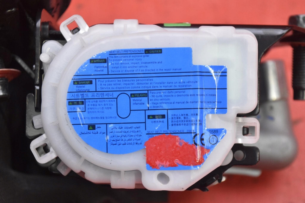 ремень безопасности натяжитель европа 888408291R Dacia SPRING 21-