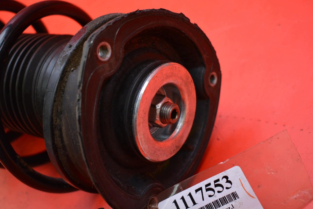 shock absorber left front 3348039 VW GOLF 7 VII 1.6 TDI 105 KM 12-17