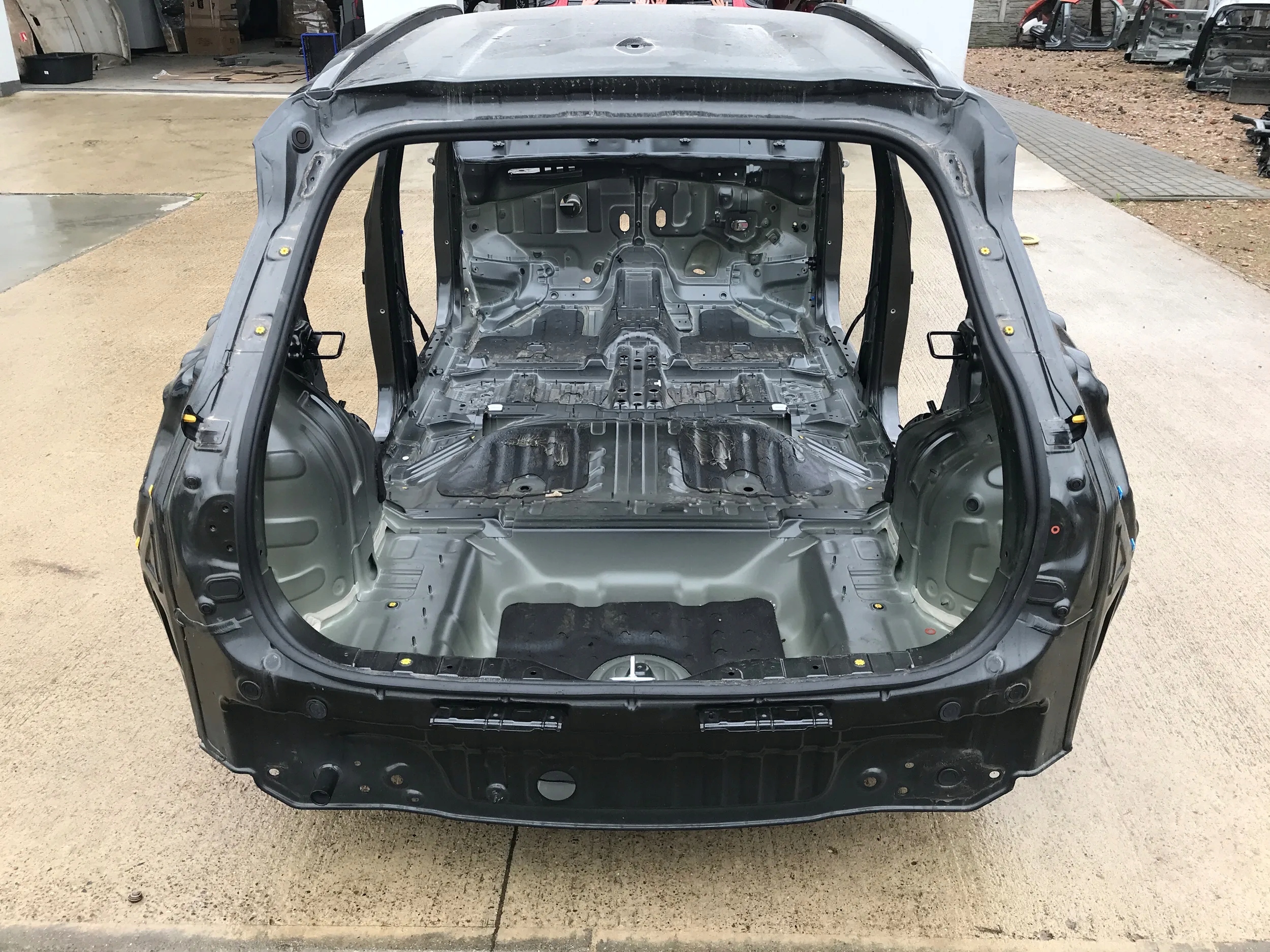 KIA NIRO EV II 2023 BŁOTNIK ĆWIARTKA PRAWY TYŁ Numer katalogowy części ĆWIARTKA