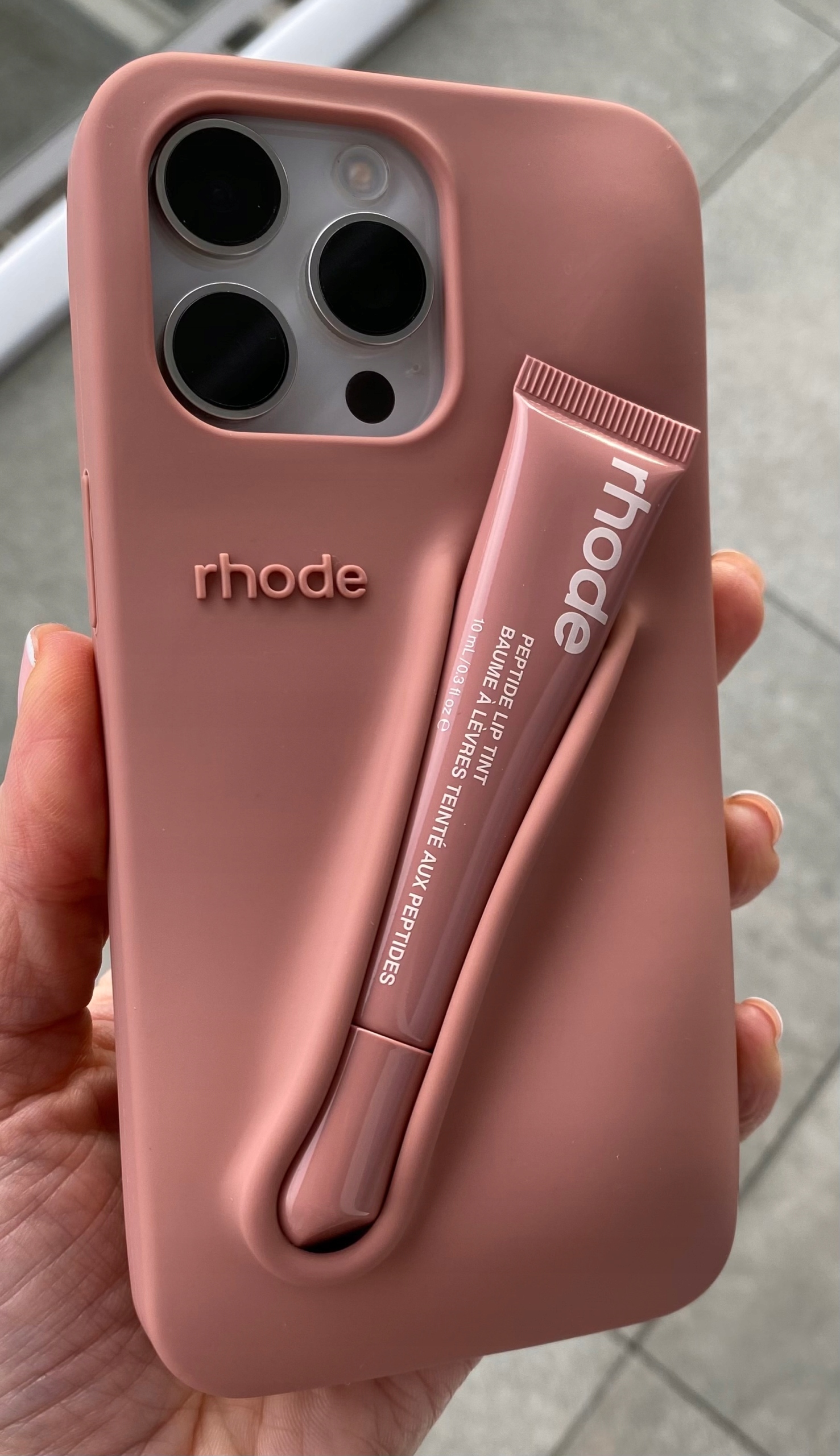 TOAST obudowa na telefon Rhode iPhone 13 Pro limitowana TOAST obudowa na telefon Rhode iPhone 13 Pro limitowana