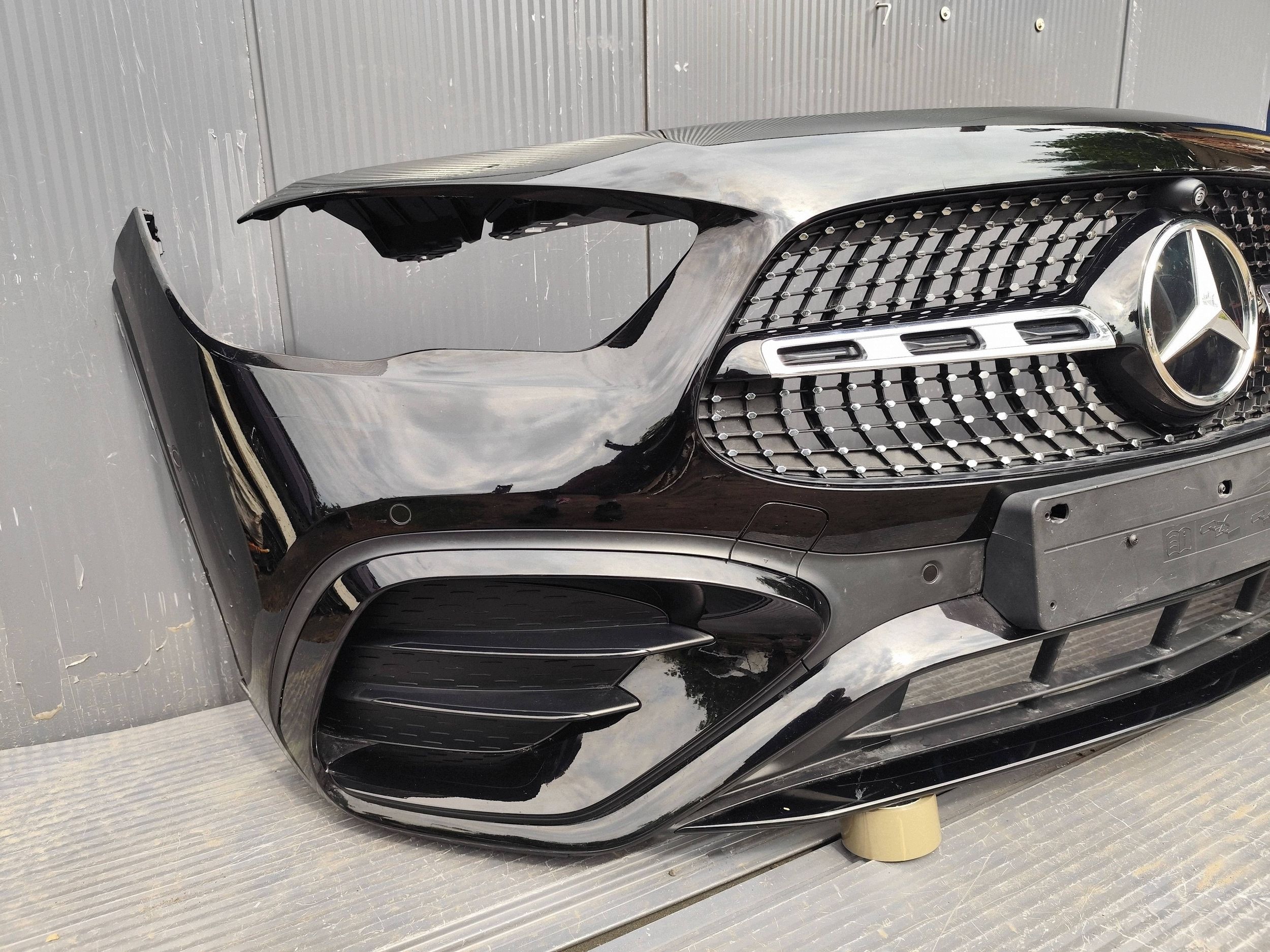 MERCEDES GLA 247 AMG pare-chocs avant 6xPDC complet démontage