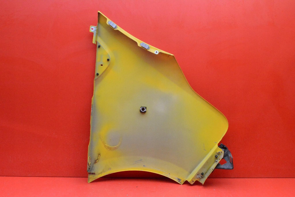 fender left front front ZOLTY RENAULT TRAFIC 3 III 14-21