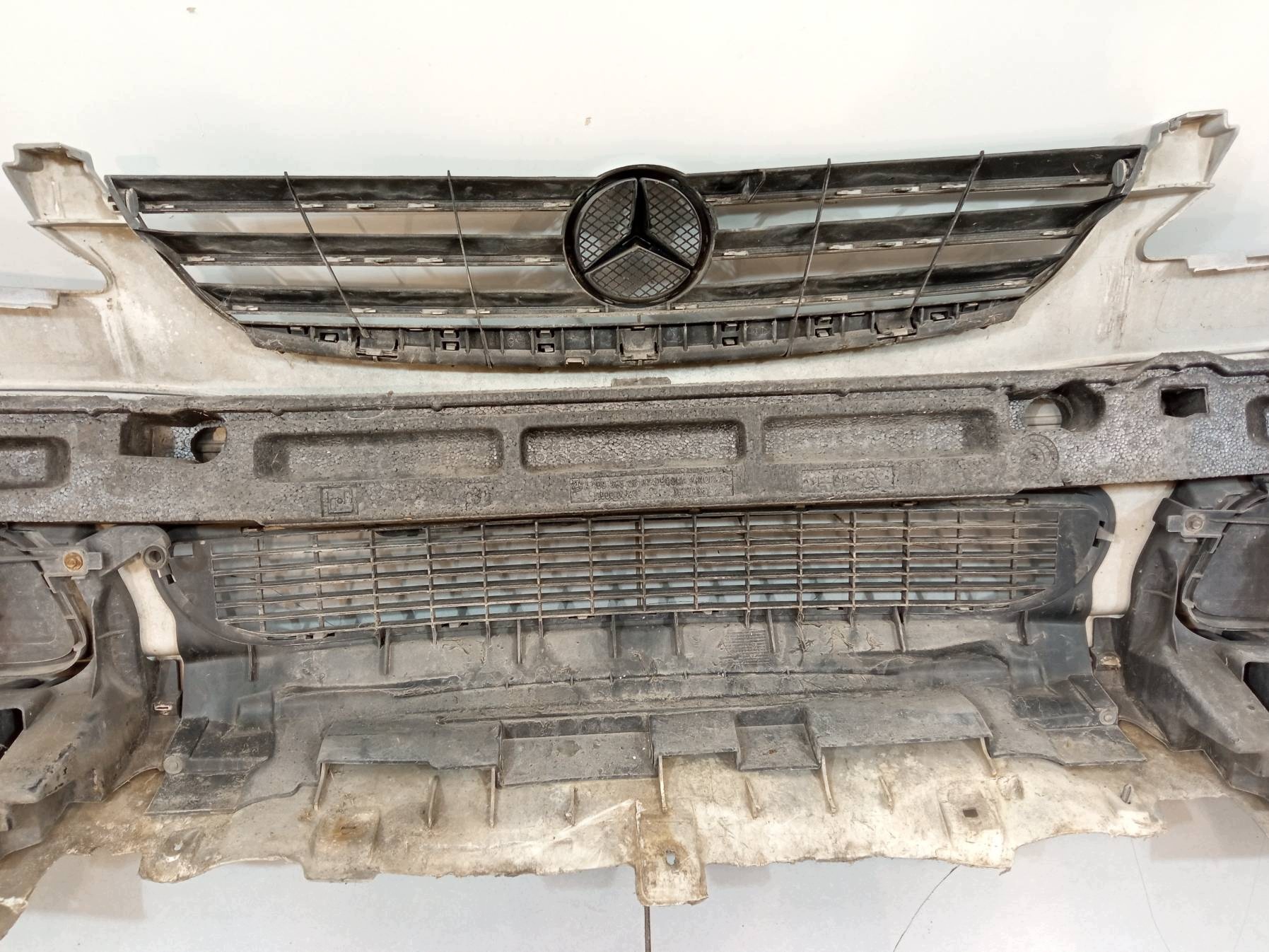 bumper front SREBRNY Mercedes-Benz A-klasa II (2004-2012) W169