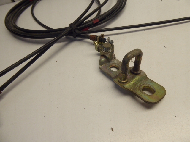 MAZDA 323 C BA LINKA KLAPY KLAPKI PALIWA RĄCZKA Waga produktu z opakowaniem jednostkowym 1 kg