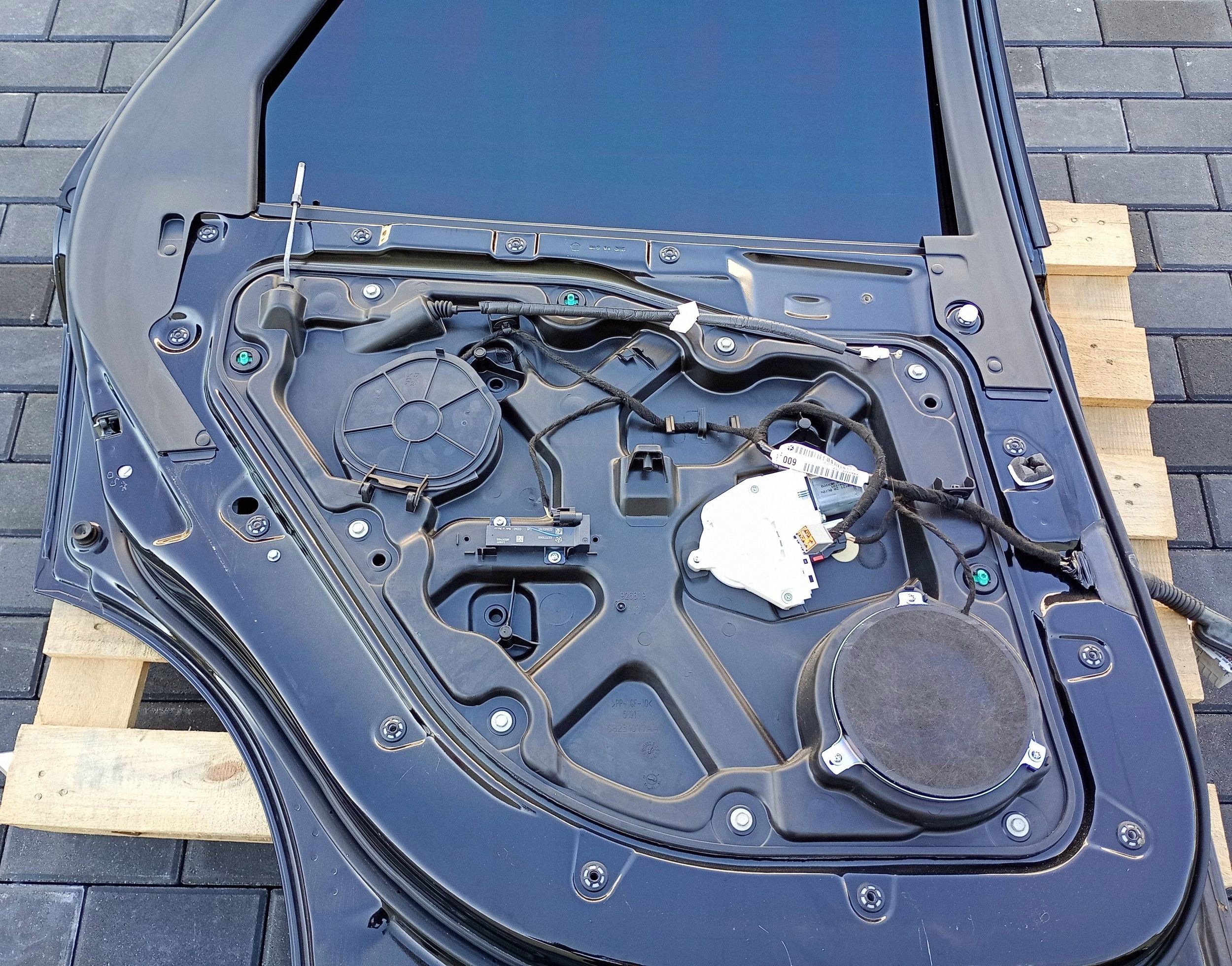 door left rear part rear. left Dodge Durango 2014