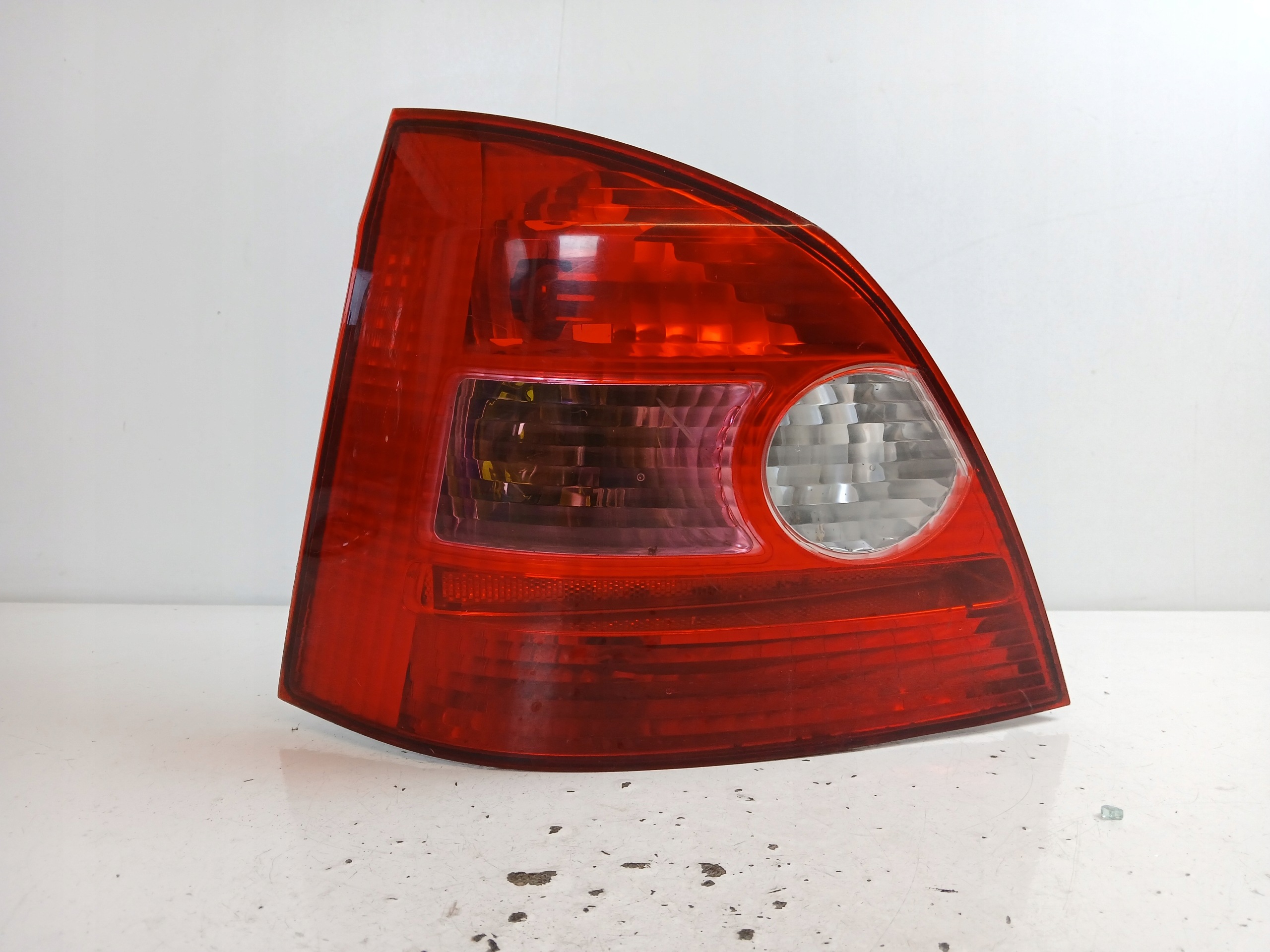 HONDA CIVIC VII light left rear part 5D
