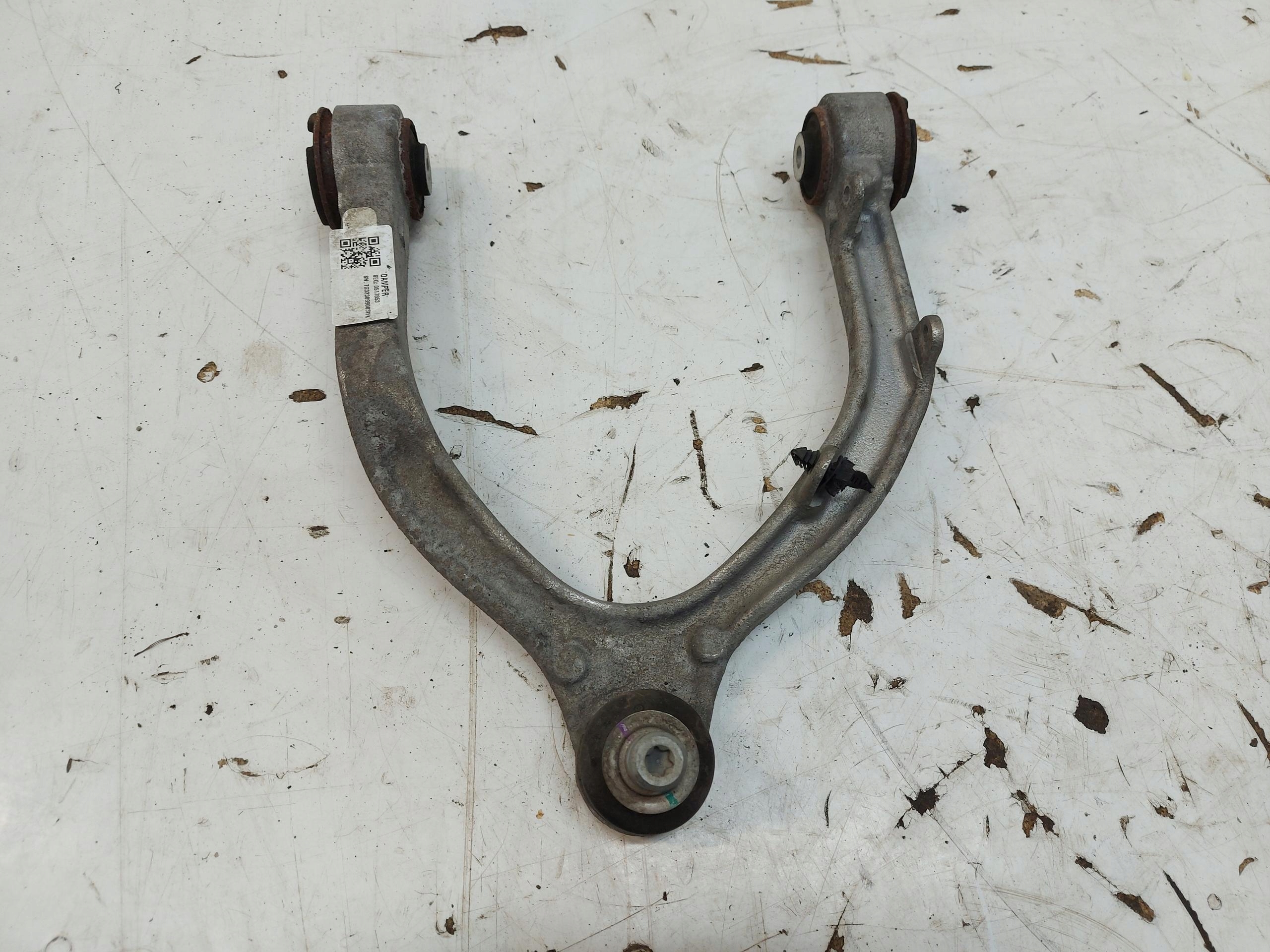 TESLA MODEL Y 2023r arm front left upper 2WD