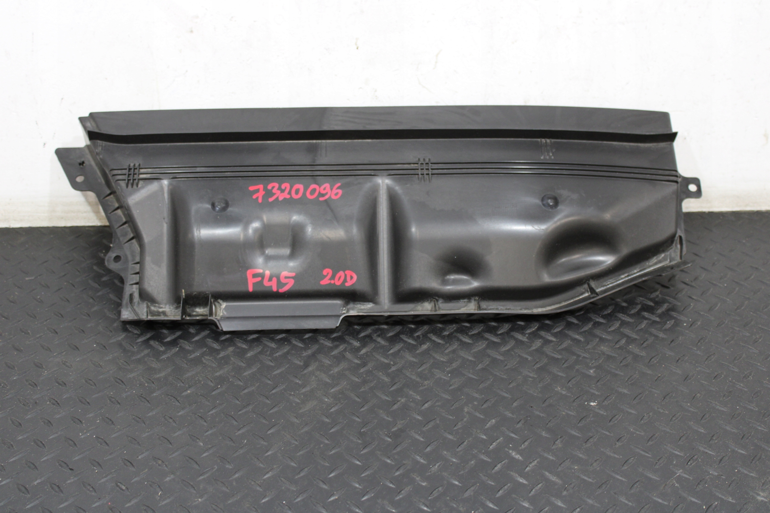 Blende Abdeckung SCIANA BMW 2 F45 ACTIVE TOURER 7320096