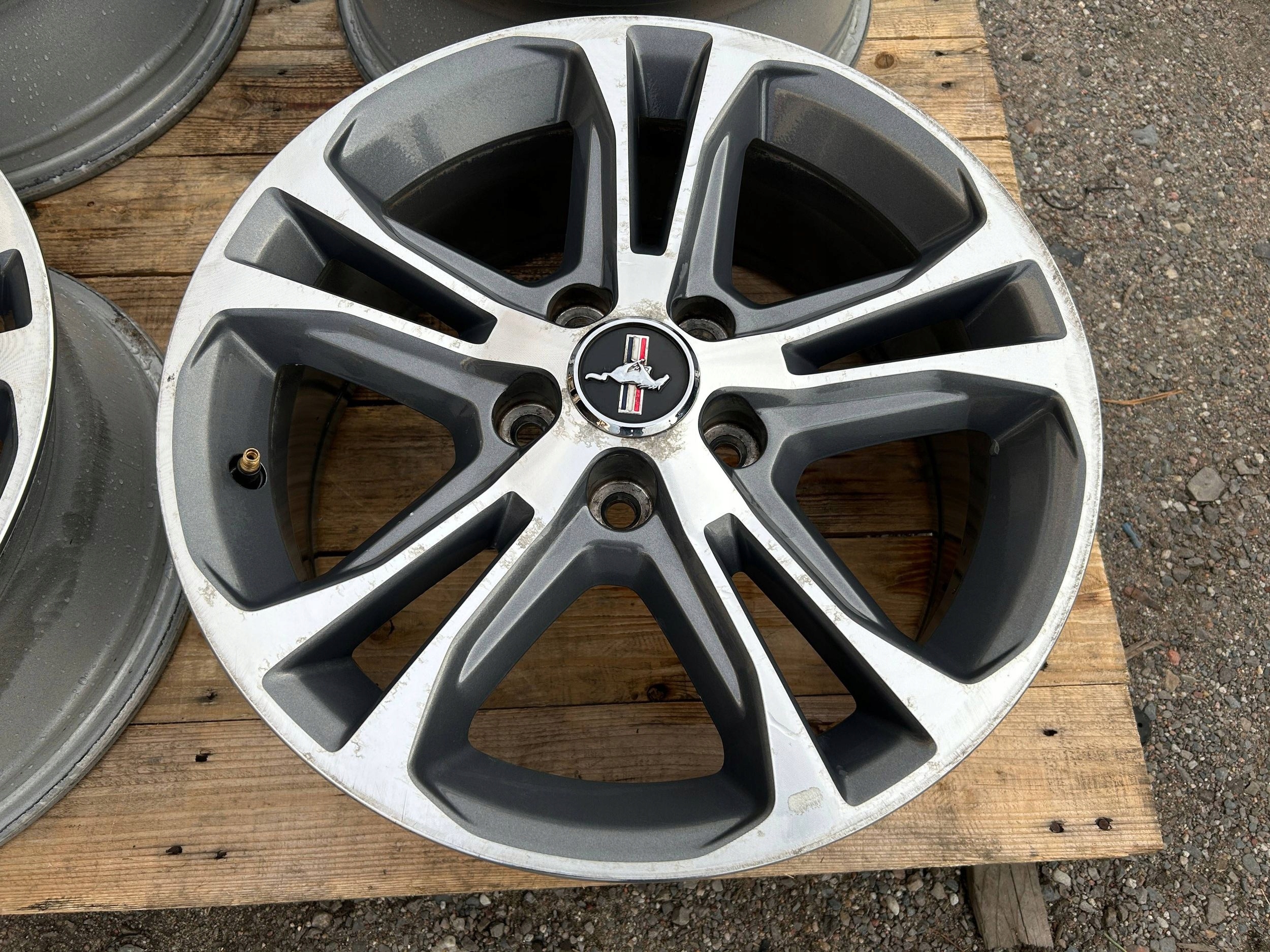 wheels discs disc 17" 7Jx17x40 Ford Mustang V 2005-2014