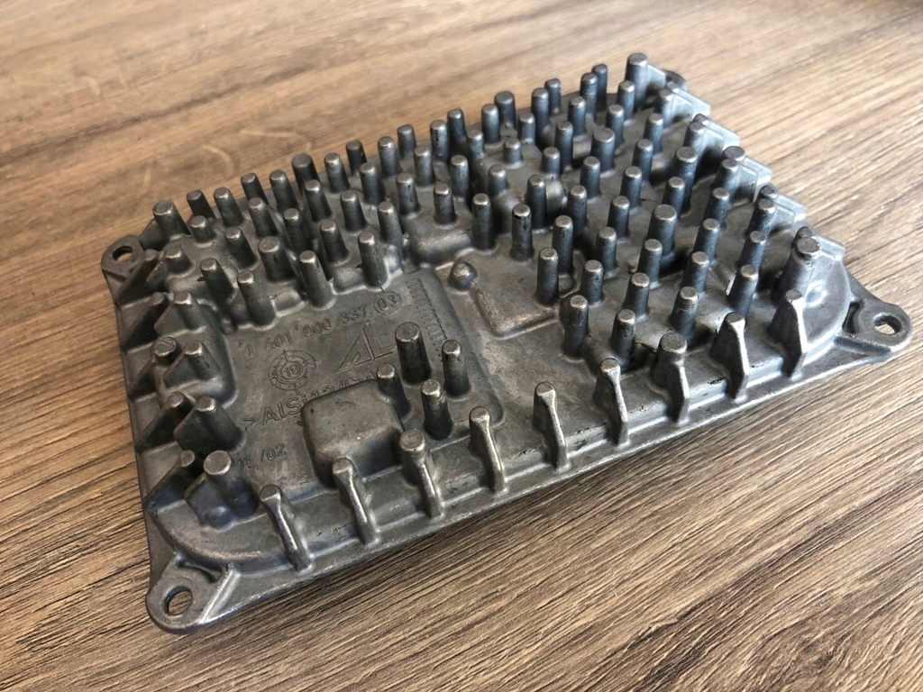 Moduł Przetwornica LED Prawy Mercedes A W177 CLA W118 B W247 A2479002910 Producent części Mercedes-Benz OE