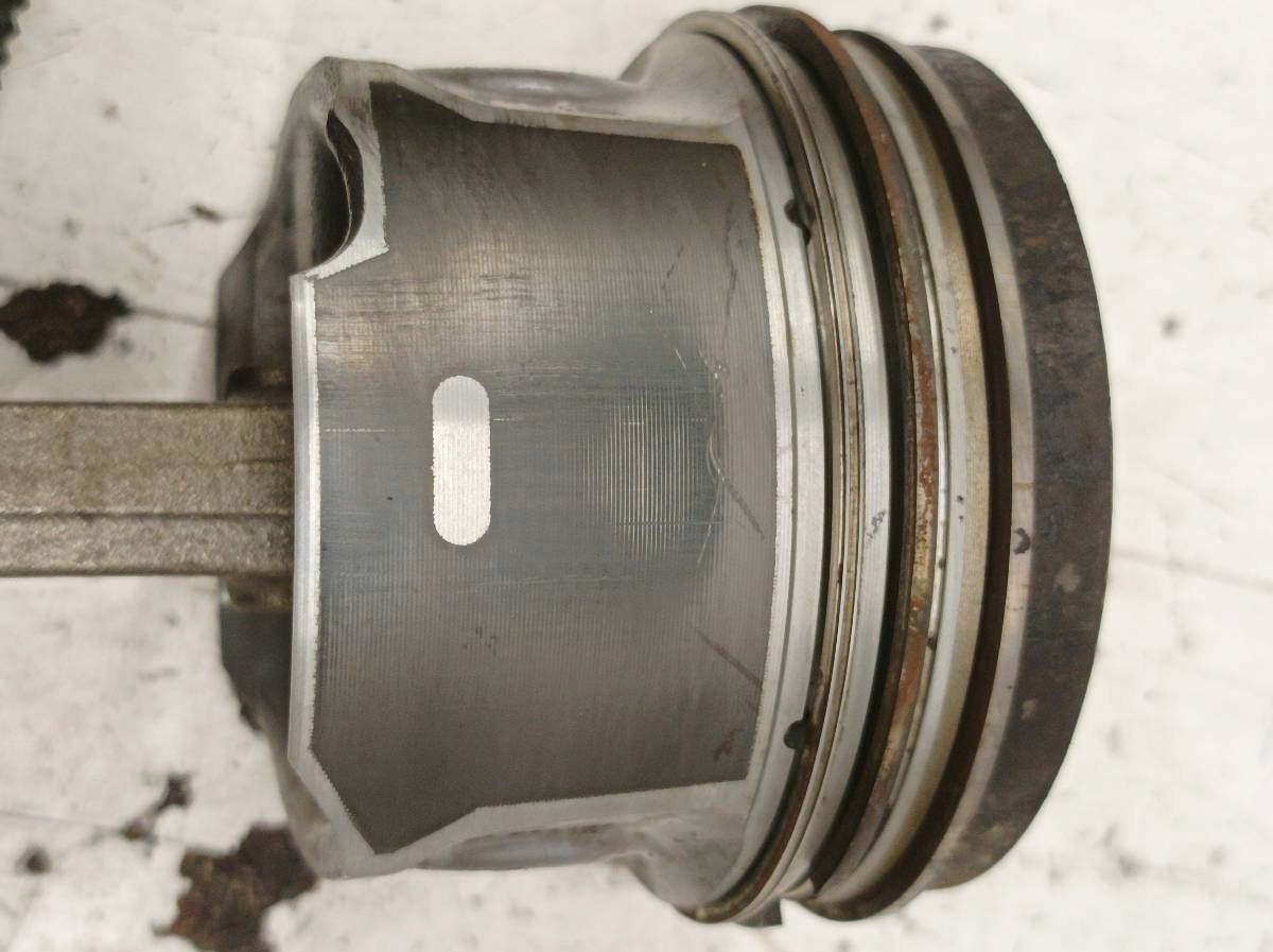 piston connecting rod 82L187 2.0 D HDI D3 D4 Volvo V40 II (2012-2019)