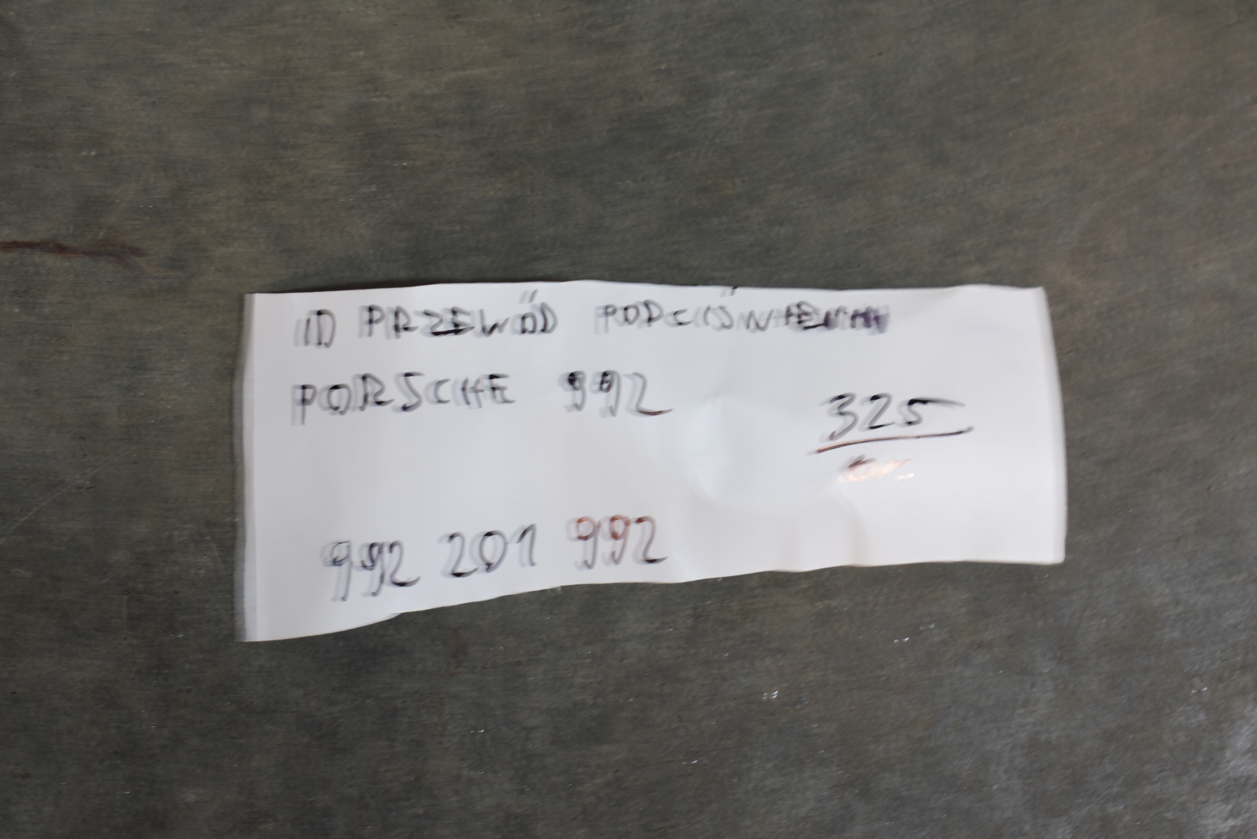 IDEALNY prijenos vakum PORSCHE 992 1