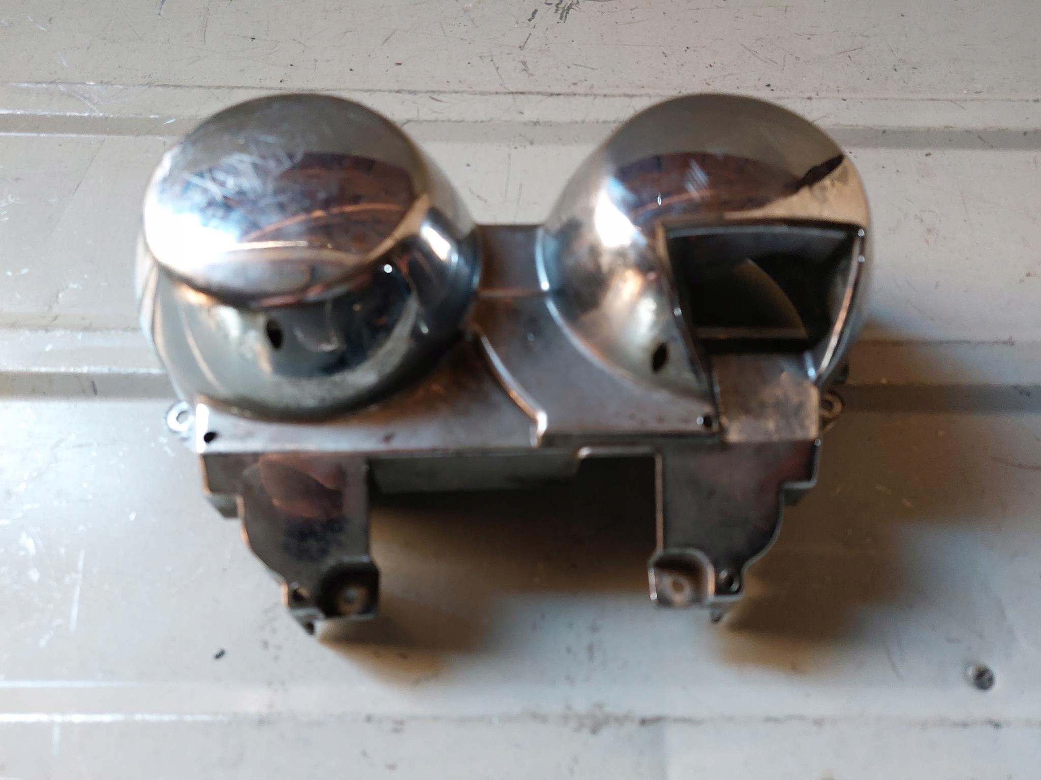 КОРПУС СЧЕТЧИКА HONDA CB 600 HORNET