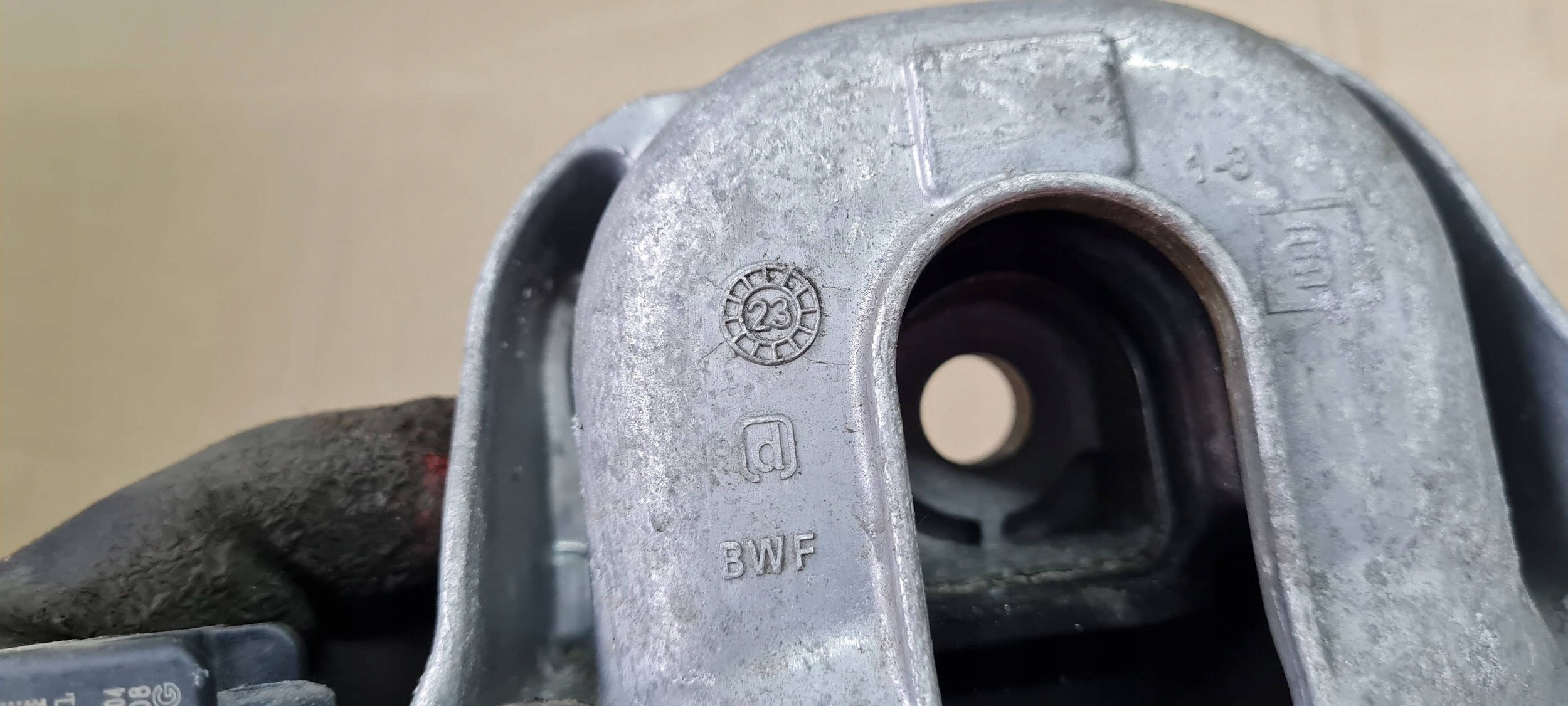 A6 C8 4K engine mount right front 2.0 TFSI HYBRYD 4M0199256BK A7 4K