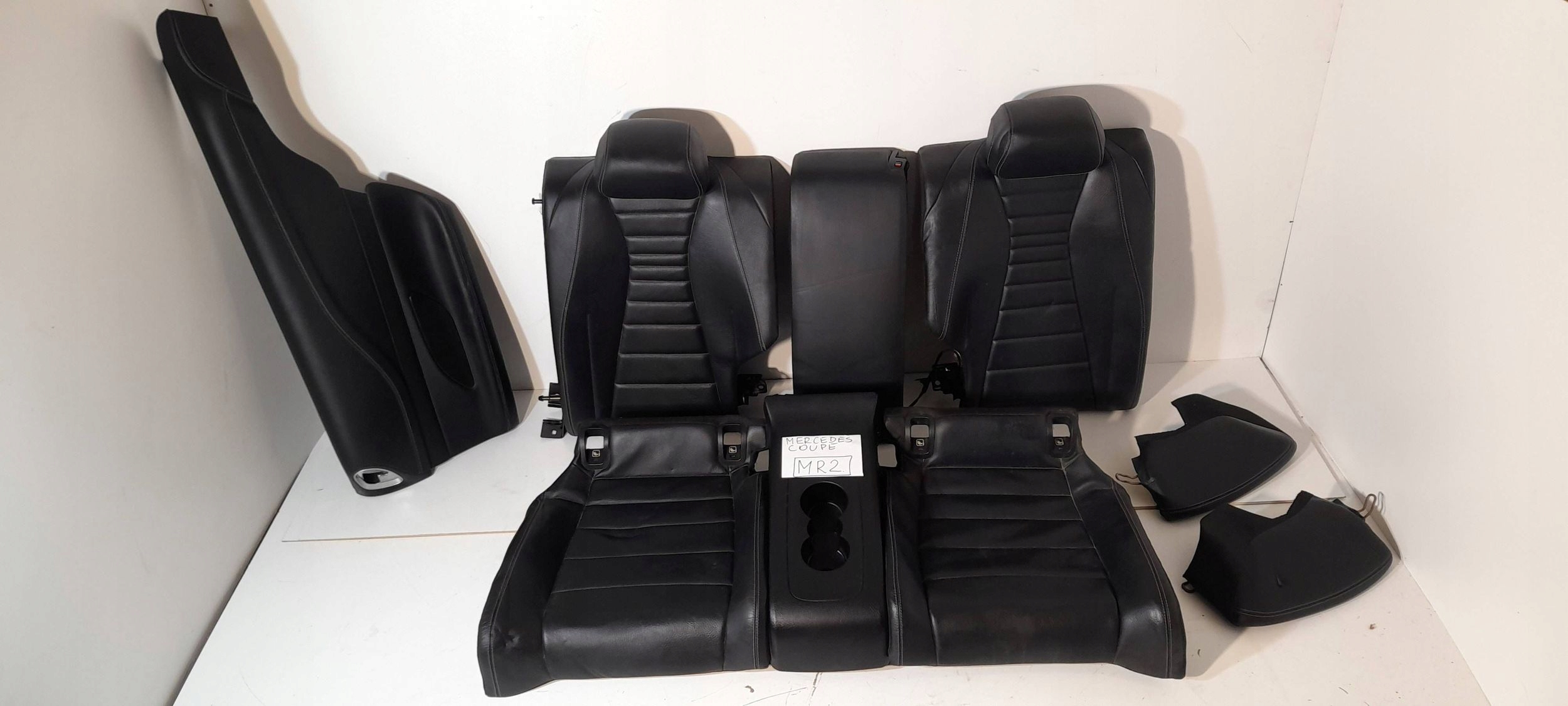 Mercedes-Benz E W213 Coupe Sitz hinten A2389204400 (MR2)