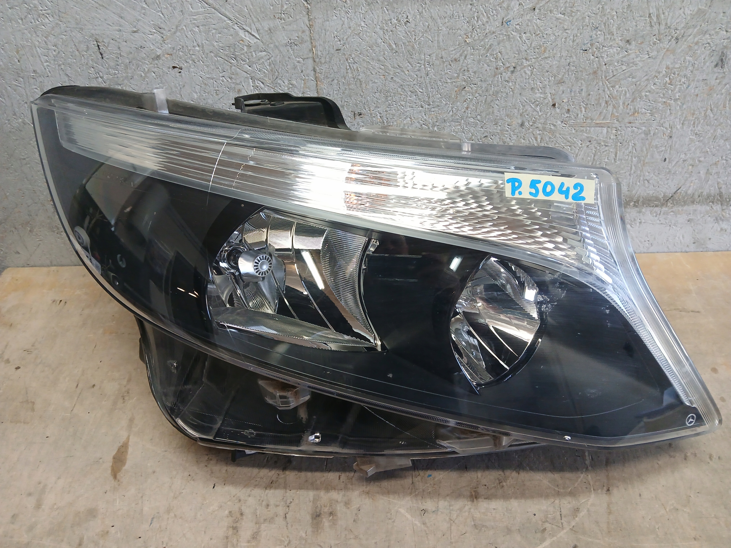light front right MERCEDES VITO W447 A4479067800
