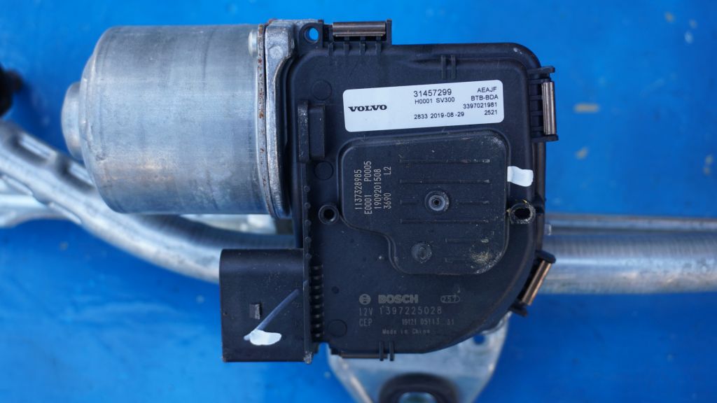 VOLVO XC40 - Mécanisme et Micro moteur Essuie glaces Avant