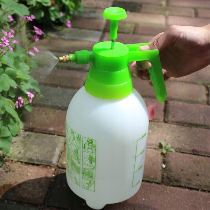 OPRYSKIWACZ RĘCZNY Z POMPKĄ ROZPYLACZ CIŚNIENIOWY SPRYSKIWACZ 2L Marka Carmotion