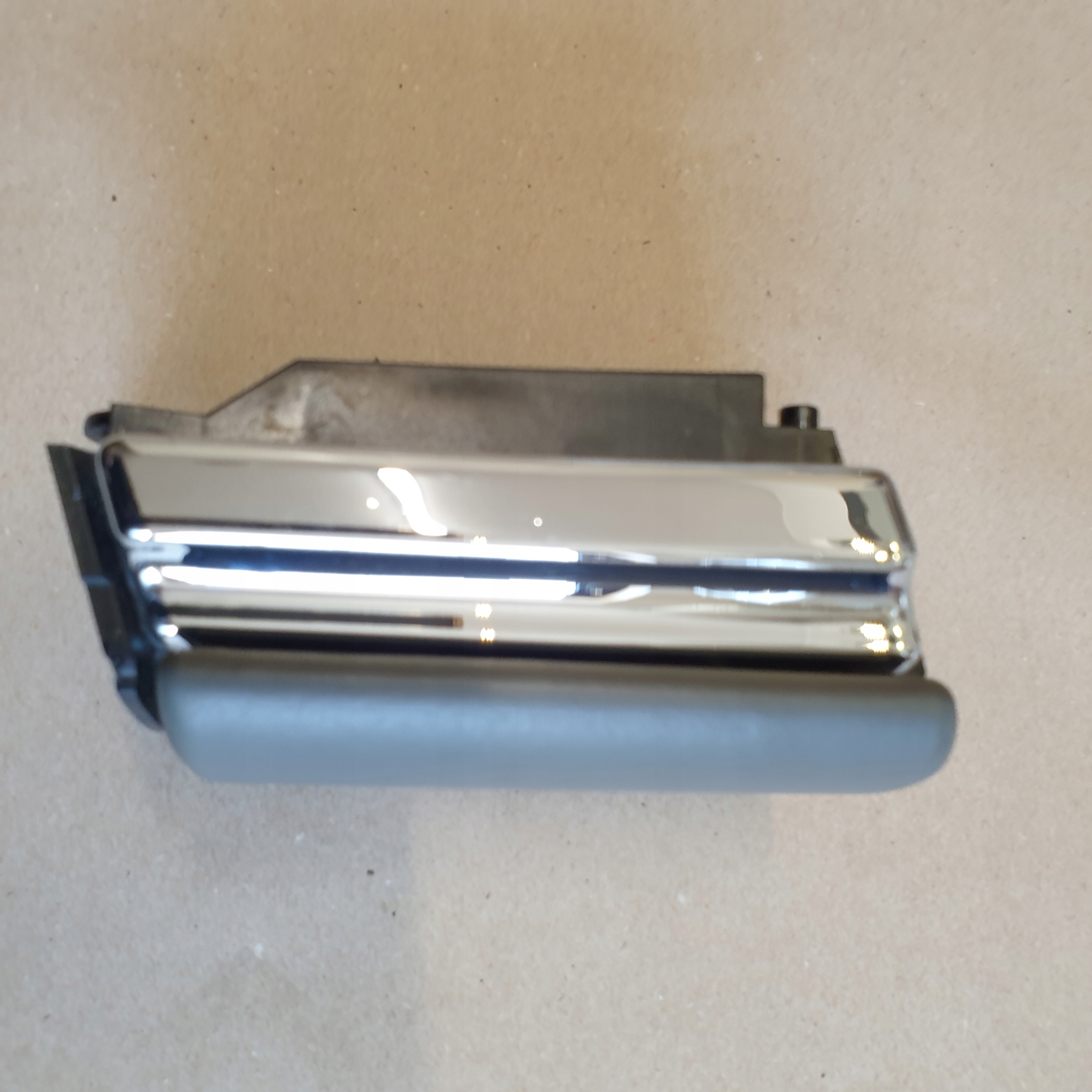 passenger compartment plato ashtray left rear part MERCEDES S W221 BASALTGRAU OE