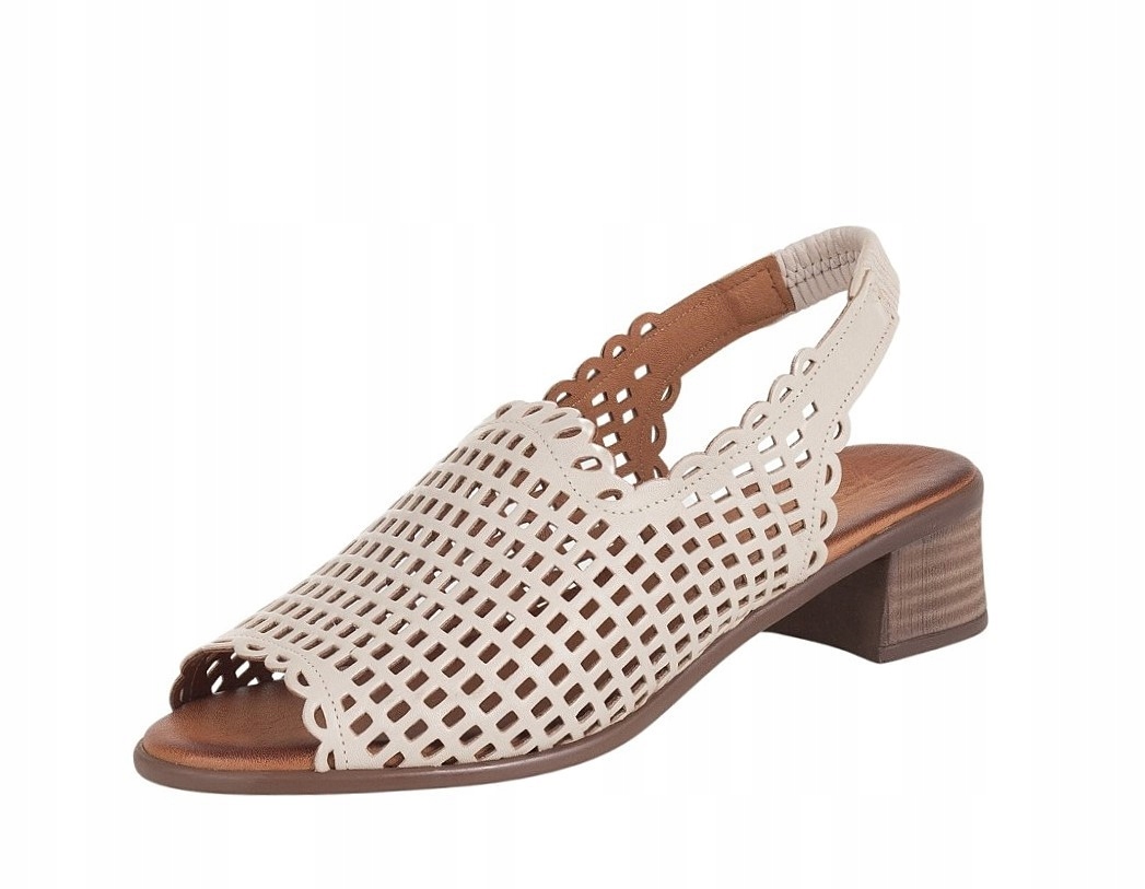 Dámské sandály na nízkém podpatku T.Sokolski vel 36