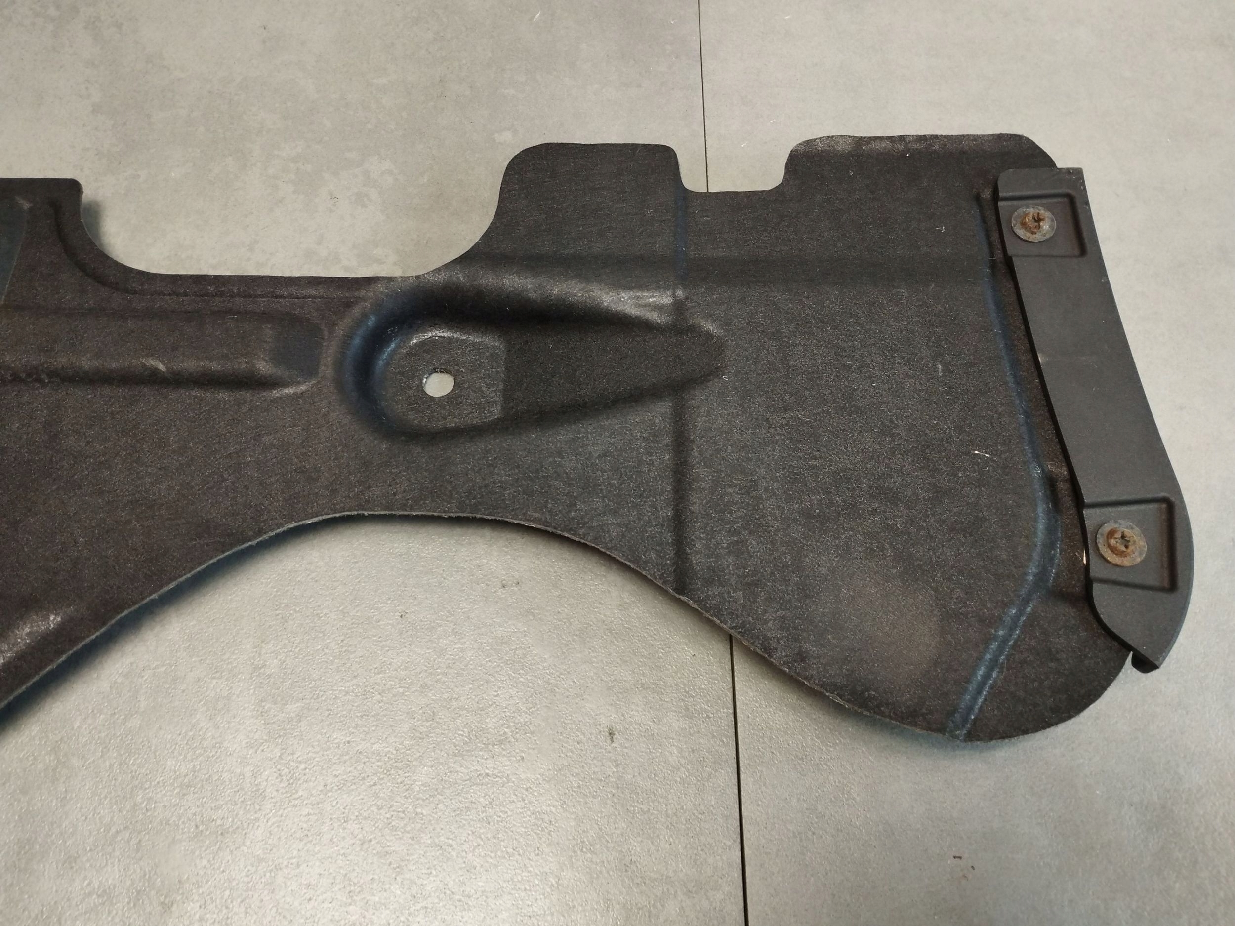 Audi A8 D4 4H cover chassis left rear part 4H4825213C