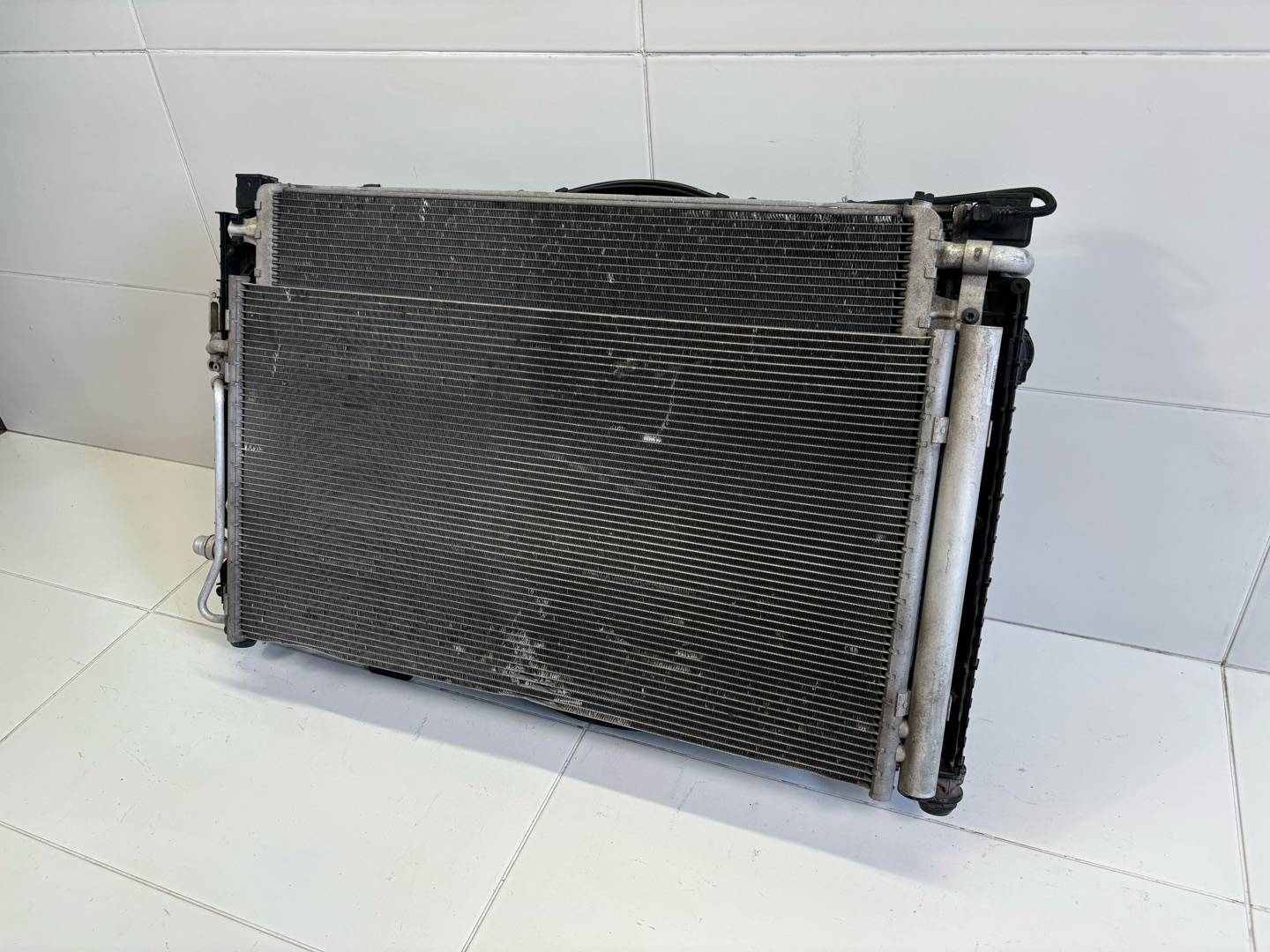 Komplet Radiateur Jaguar E-Pace 2020 J9C319710AA