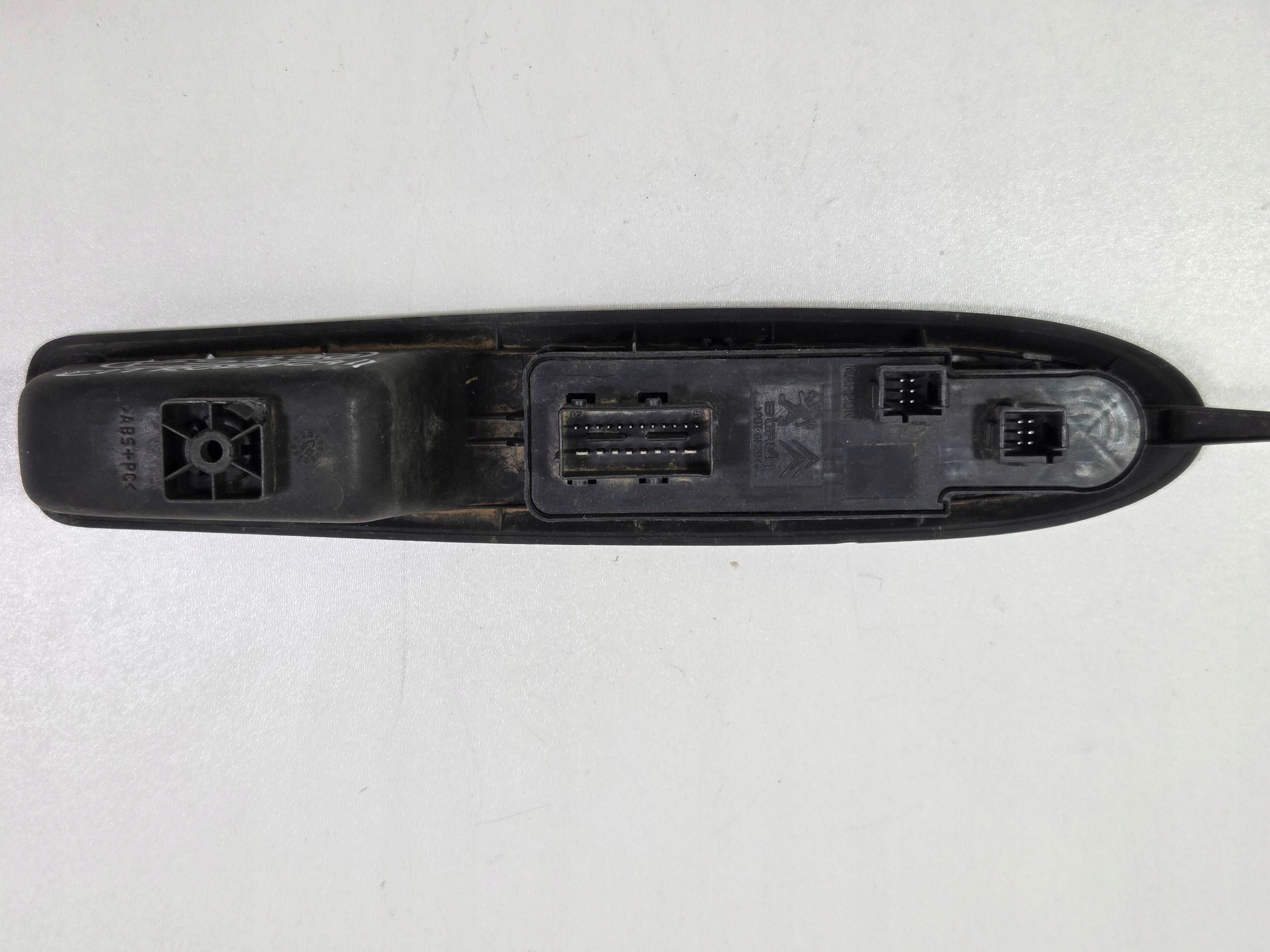 Citroen C4 II window control switch 96657050ZD (PS290)