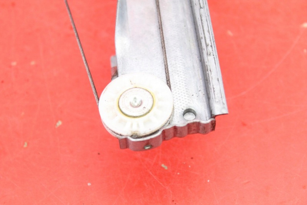 window regulator left front 807213867R RENAULT CLIO 4 IV 12-20
