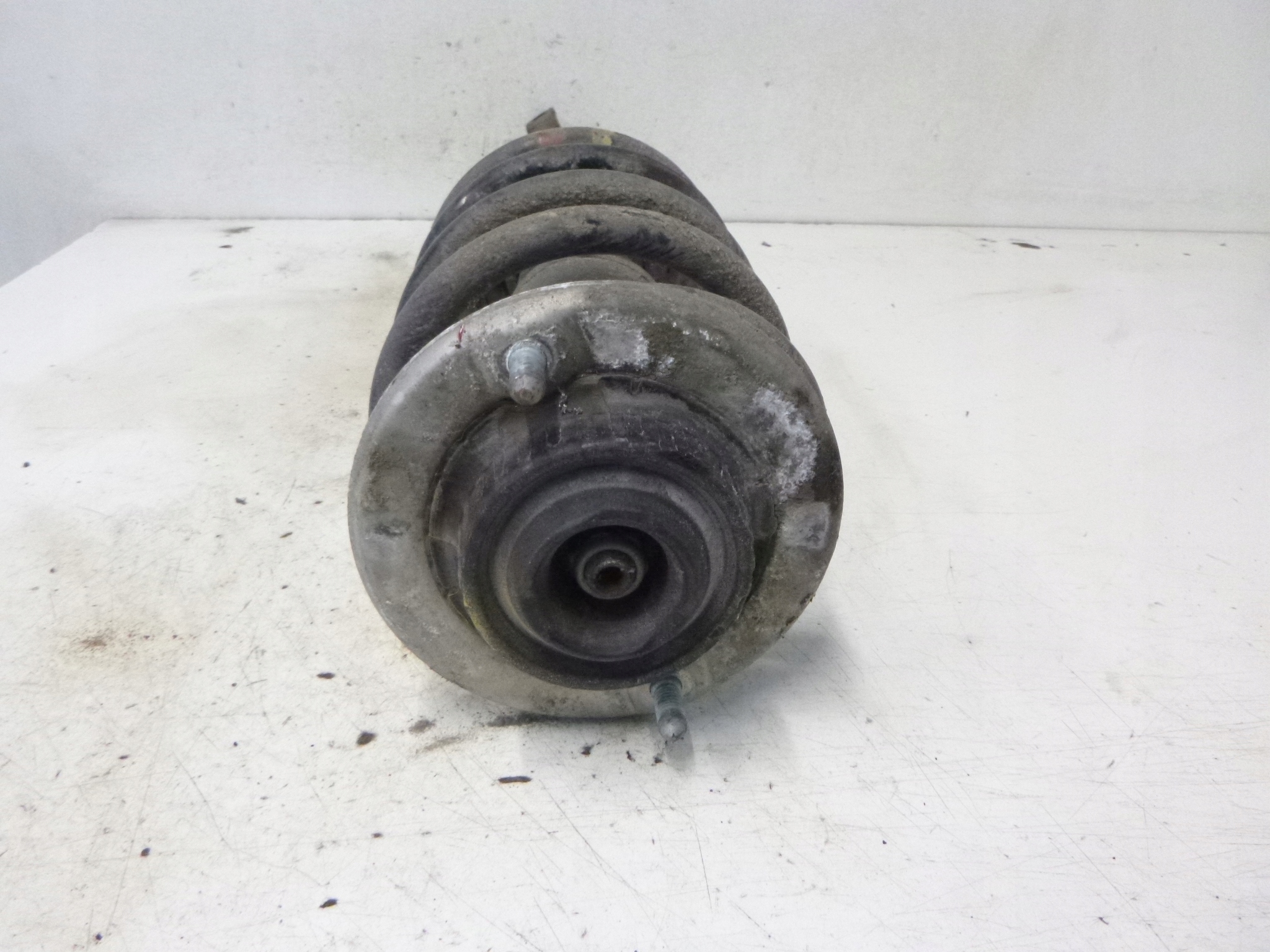 shock absorber front Volkswagen Passat B5 2.8 99r.