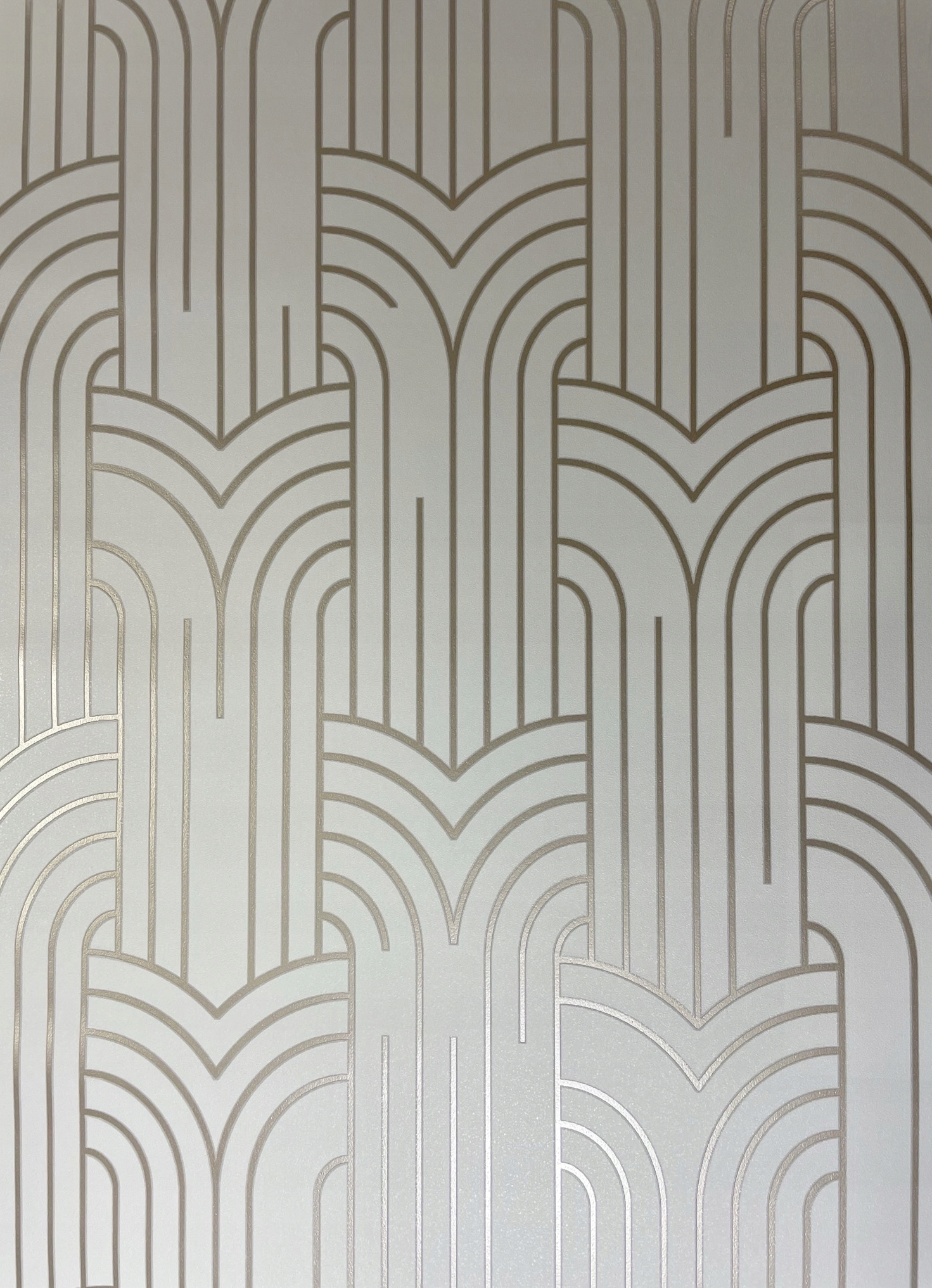 TAPETY TAPETA GEOMETRYCZNA ART DECO BIAŁA UGEPA EAN (GTIN) 3294270421024