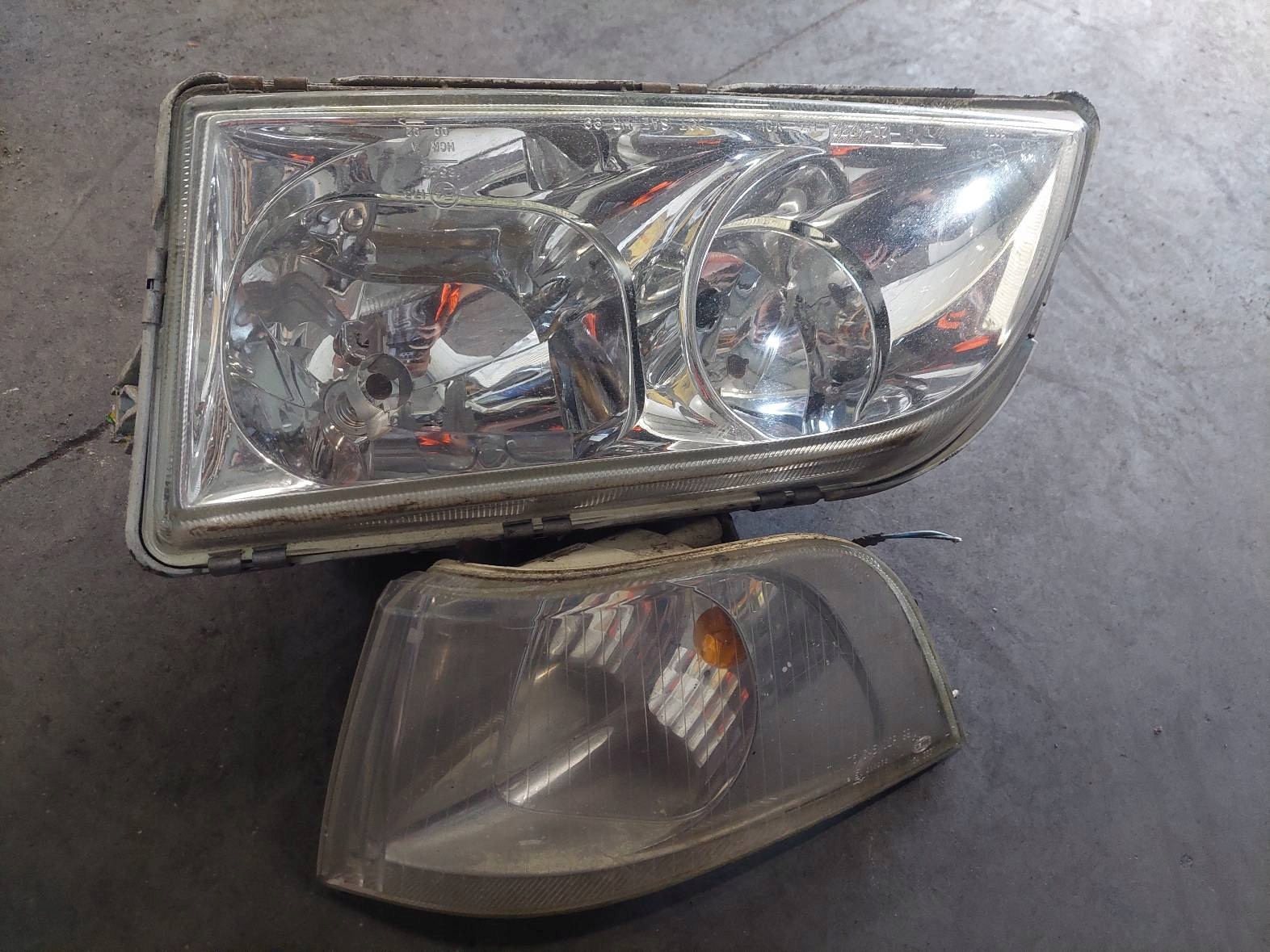 complete front bumper light VOLVO V40 and LIFT 347-22